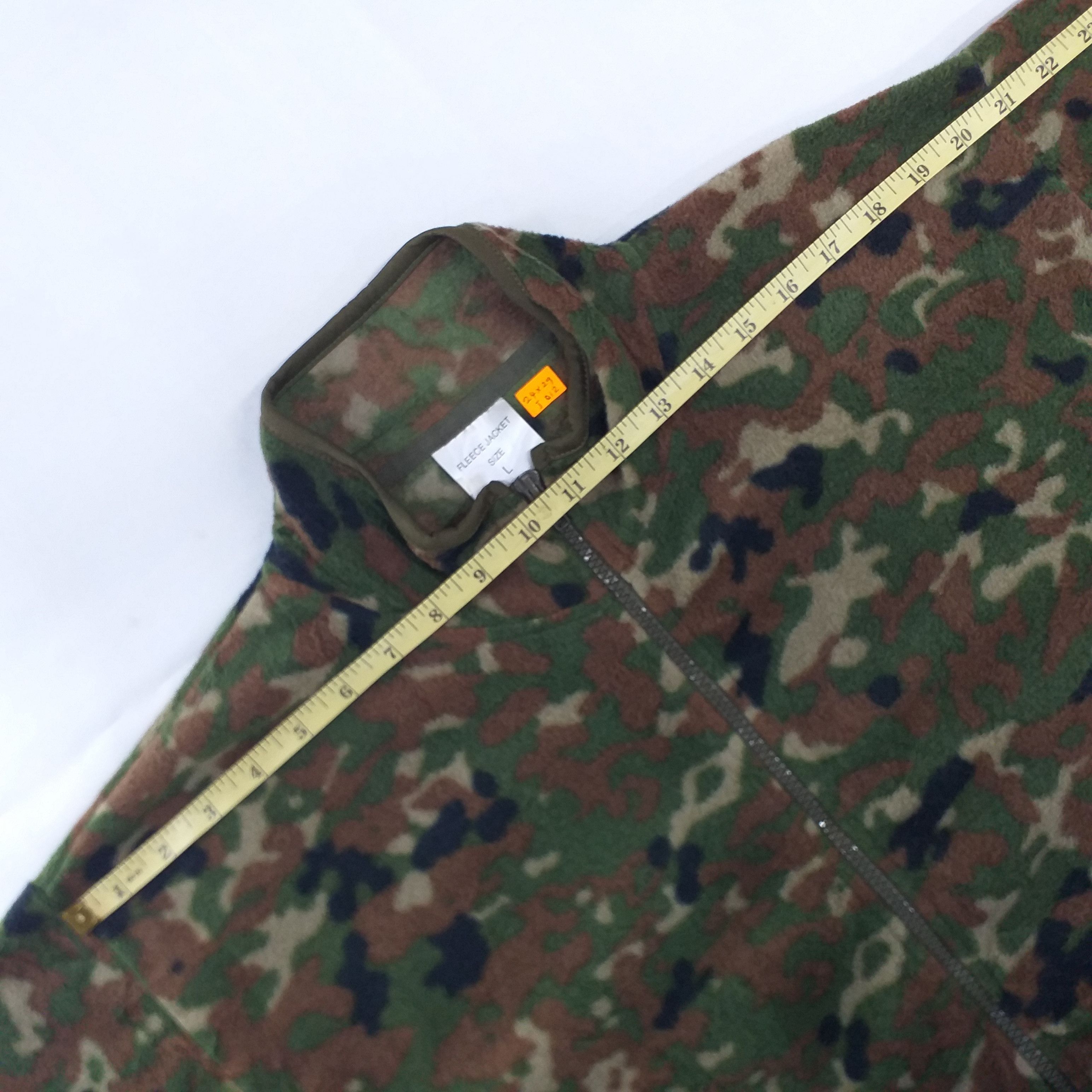 Japanese Brand Camo Fleece Jacket -J012 Size US L / EU 52-54 / 3 - 3 Thumbnail