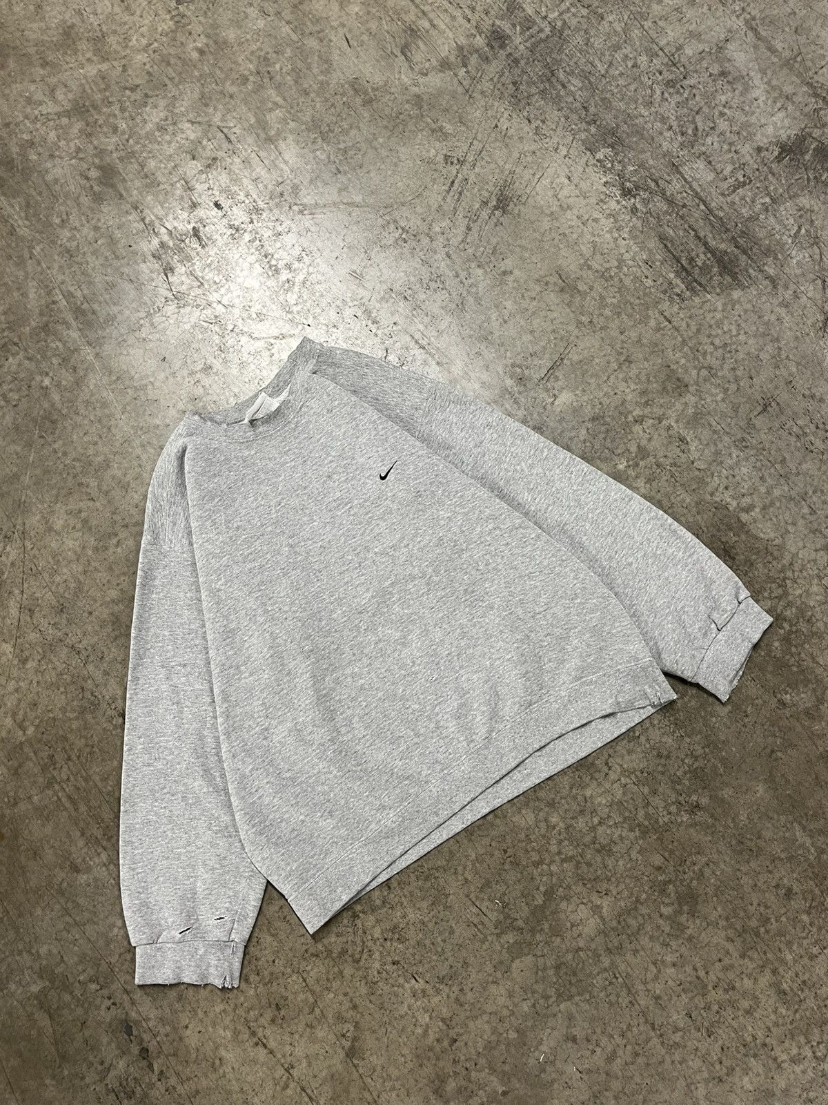 Nike × Vintage Nike 90s vintage Heather gray boxy fit crewneck hype rare Size US L / EU 52-54 / 3 - 2 Thumbnail