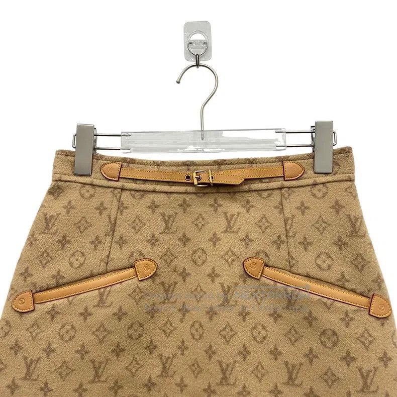 Louis Vuitton Louis Vuitton Full-print woolen skirt Size 37" - 3 Thumbnail