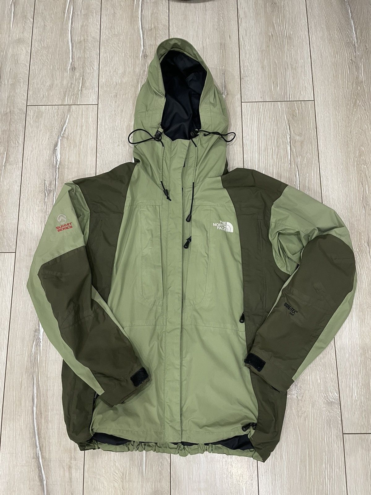 The North factory Face Jacket goretex xcr sizes