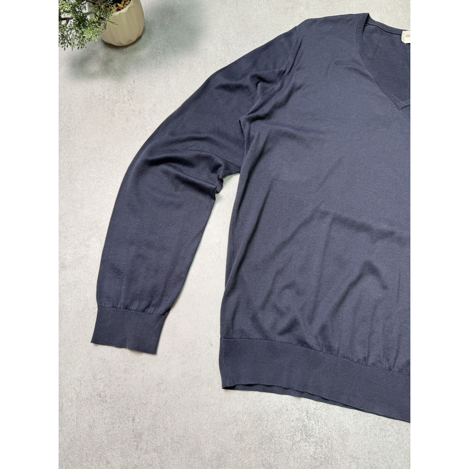 John Smedley John Smedley V Neck Men Sweater Cotton Jumper Pullover Size US L / EU 52-54 / 3 - 5 Thumbnail