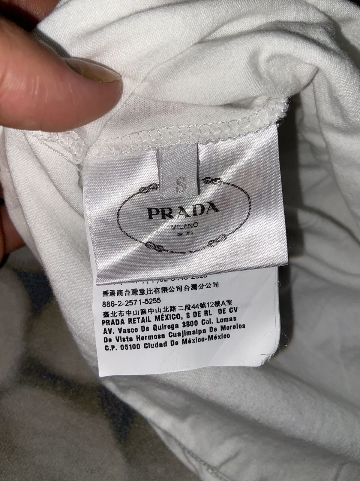 Designer × Prada PRADA TEE WOMEN SHIRT SHORTSLEEVE Size S / US 4 / IT 40 - 3 Thumbnail