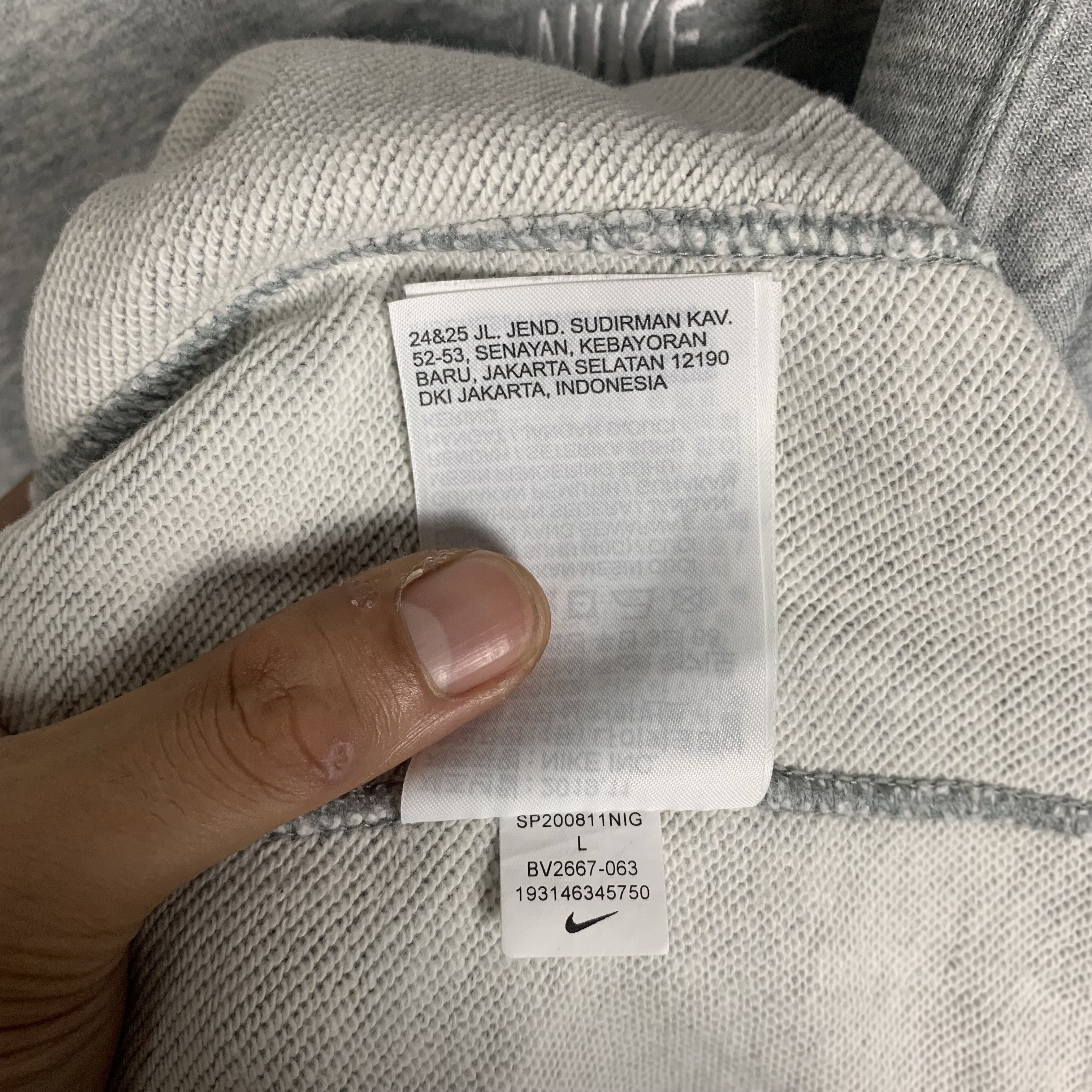 Nike Nike Swoosh Sweatshirt Crewneck Size US L / EU 52-54 / 3 - 5 Thumbnail