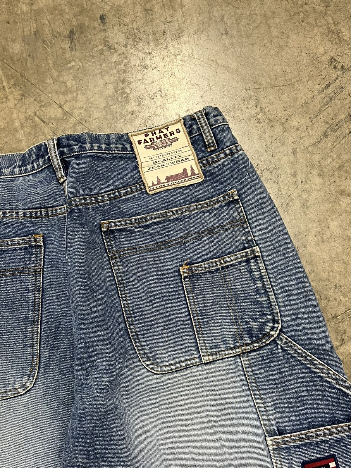 Phat Farm × Vintage Phat farm y2k baggy fit jorts carpenter cargo skater hype Size US 36 / EU 52 - 6 Thumbnail