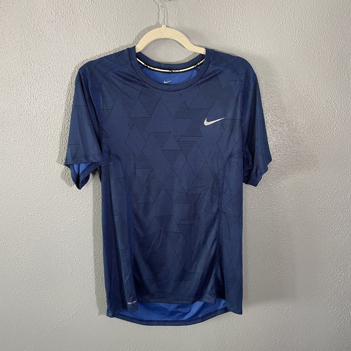Nike Nike Blue Athletic Dri-Fit T Shirt Men’s Size S Size US S / EU 44-46 / 1 - 1 Thumbnail