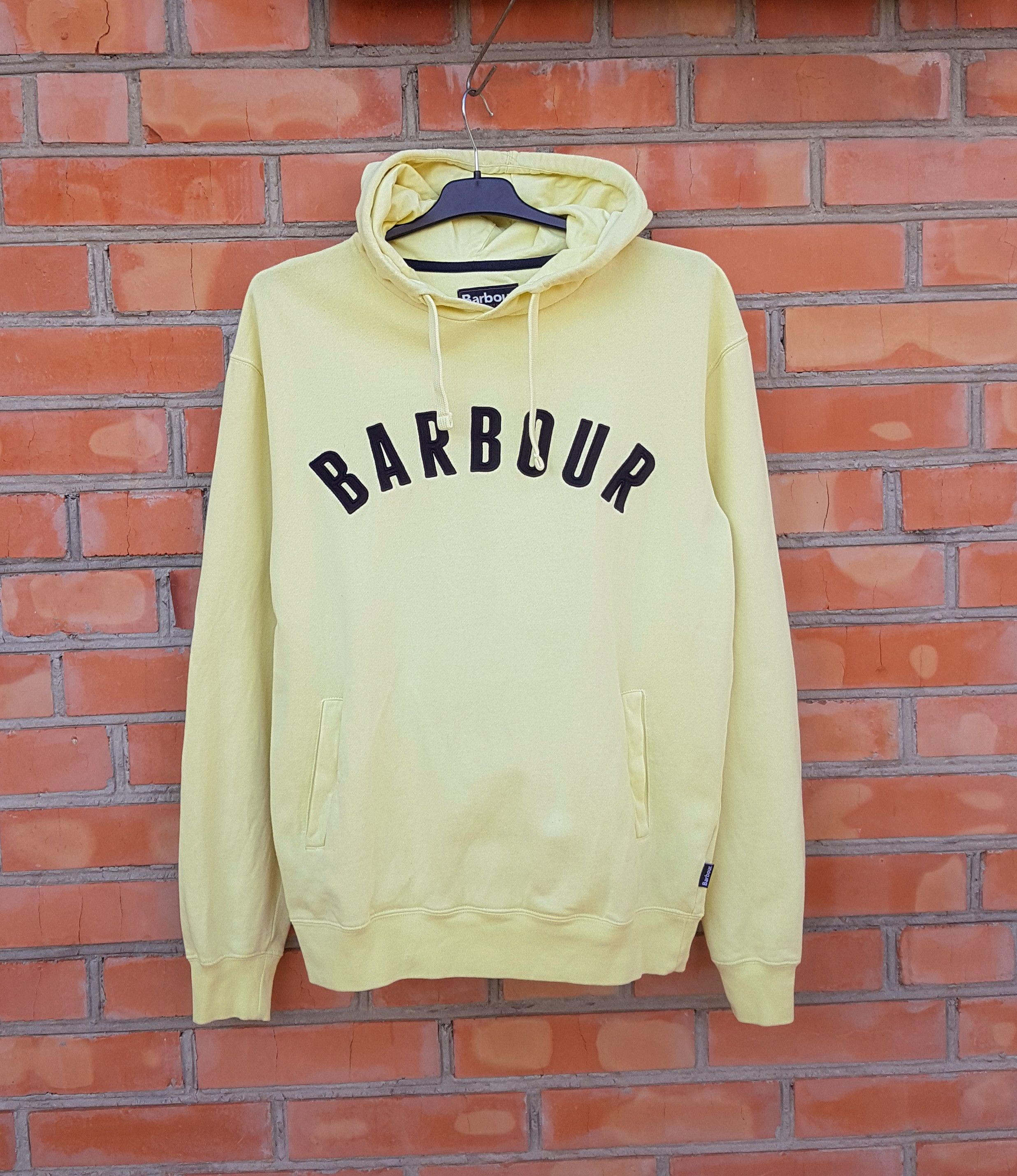 Barbour Barbour Big Logo Hoodie Sweatshirt Pullover sz S Size US S / EU 44-46 / 1 - 1 Thumbnail