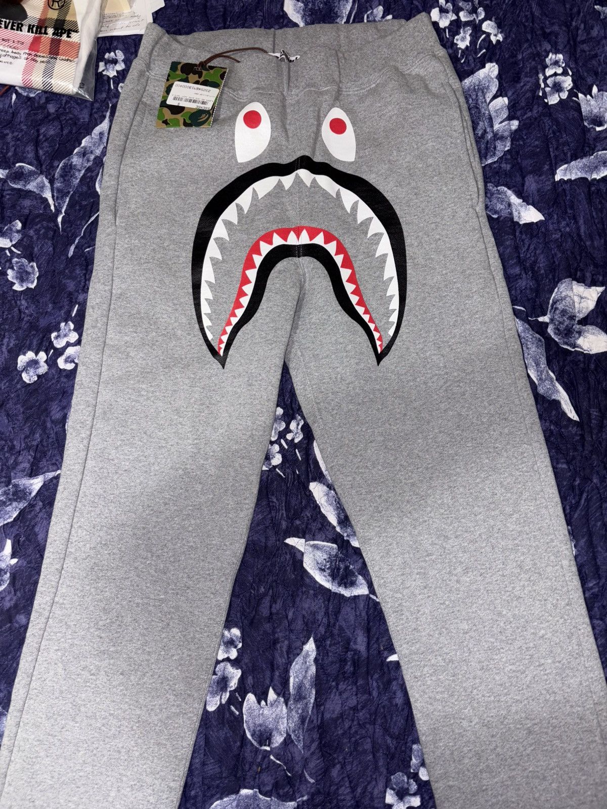 Bape Bape shark jogger pants gray Size US 30 / EU 46 - 1 Thumbnail