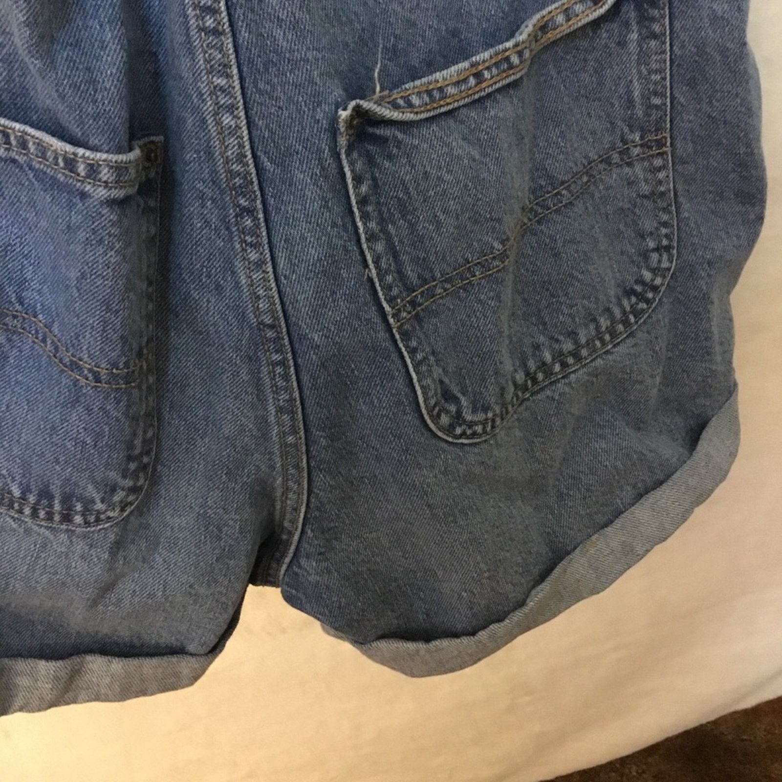 Old Navy Old Navy Blue Distressed Denim Overalls Rompers Size 32" / US 10 / IT 46 - 9 Thumbnail