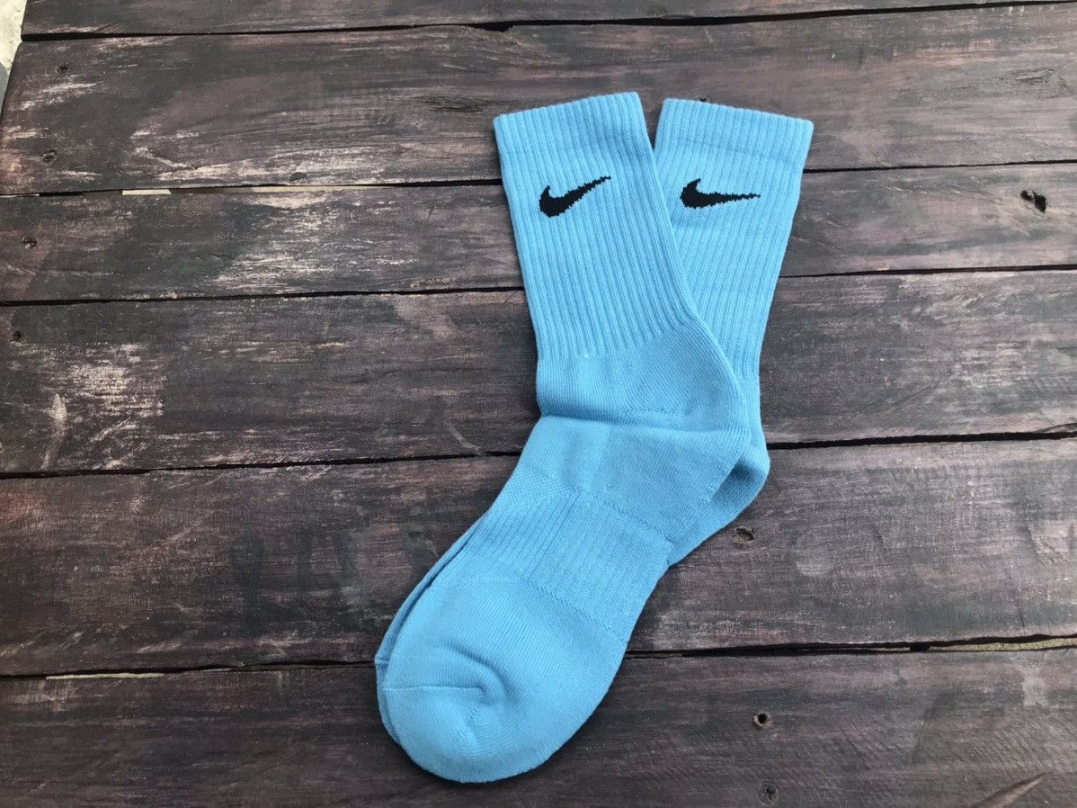 Nike Nike LoGo Socks Color | Grailed