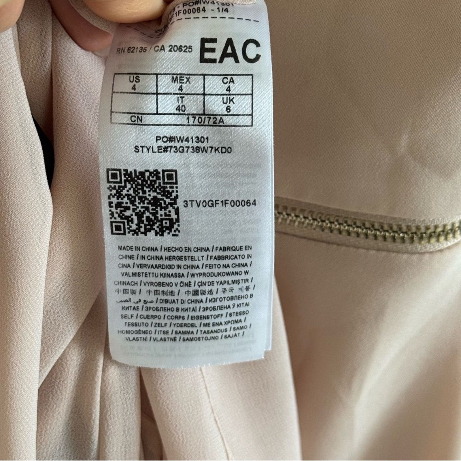 Guess NWOT! GUESS By Marciano, Emmaline Maxi Dress, Size 4 Size S / US 4 / IT 40 - 11 Thumbnail