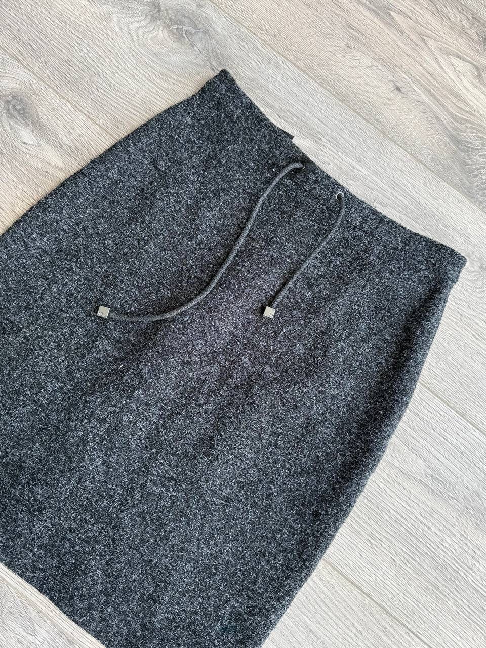 Fendi Fendi skirt Size 27" / US 4 / IT 40 - 2 Thumbnail