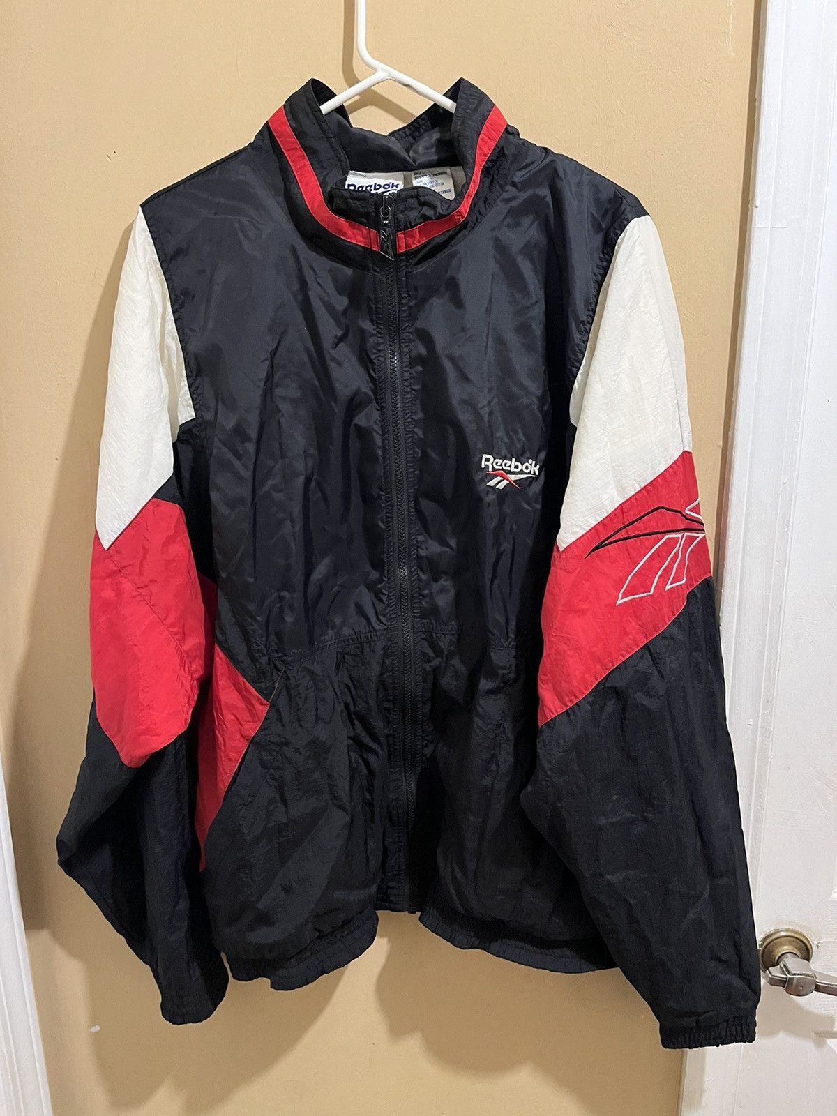 Reebok × Vintage Vintage Reebok windbreaker Size US XL / EU 56 / 4 - 1 Thumbnail