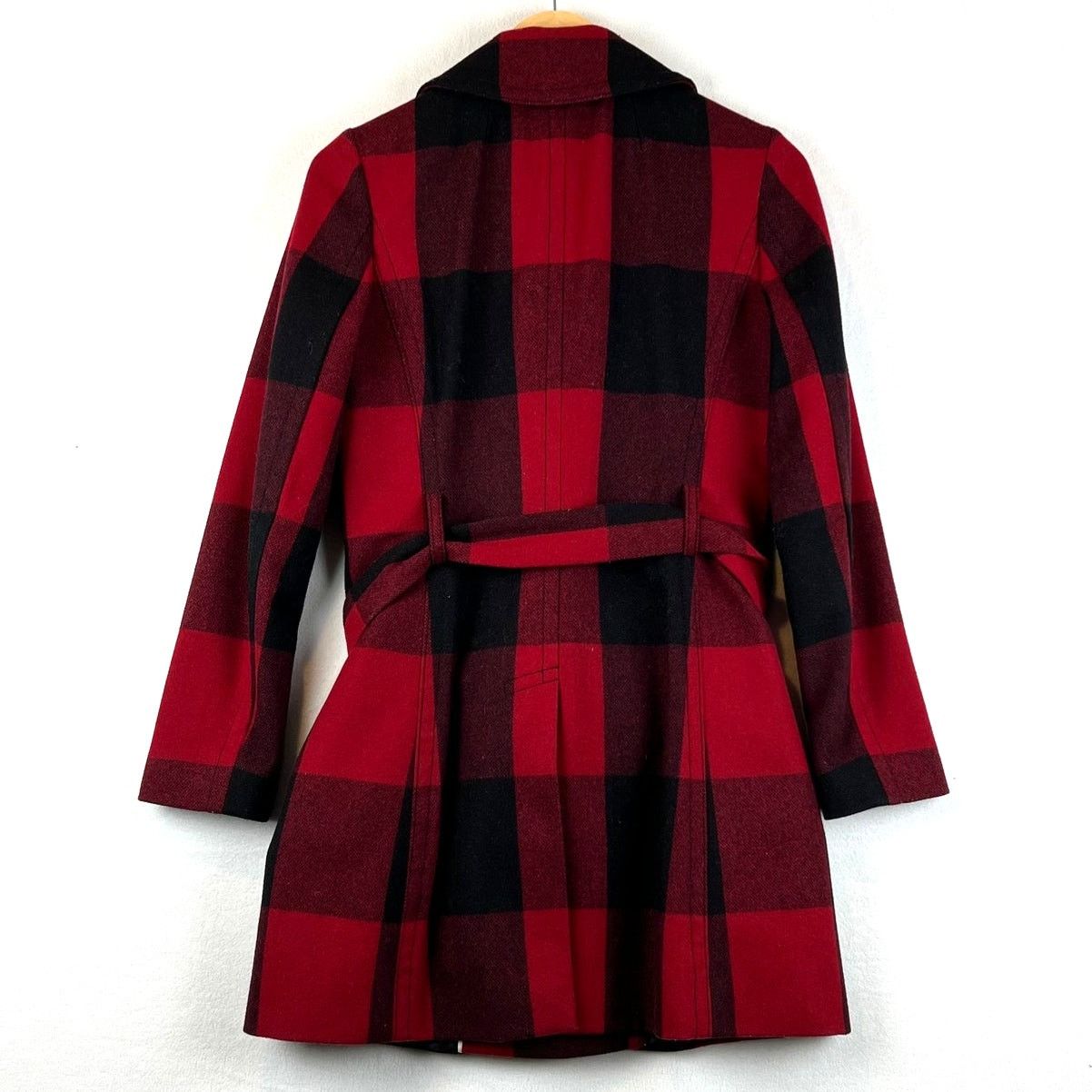 Banana Republic Banana Republic Buffalo Plaid Wool Coat Jacket XS Red Black Size XS / US 0-2 / IT 36-38 - 3 Thumbnail