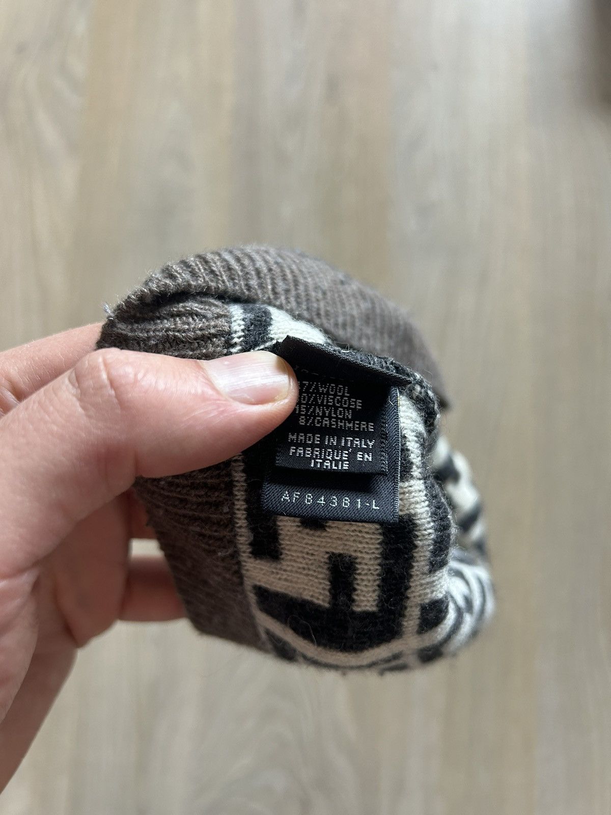 Fendi Wool/Cashmere FF Zucca Monogram Beanie Size ONE SIZE - 4 Thumbnail
