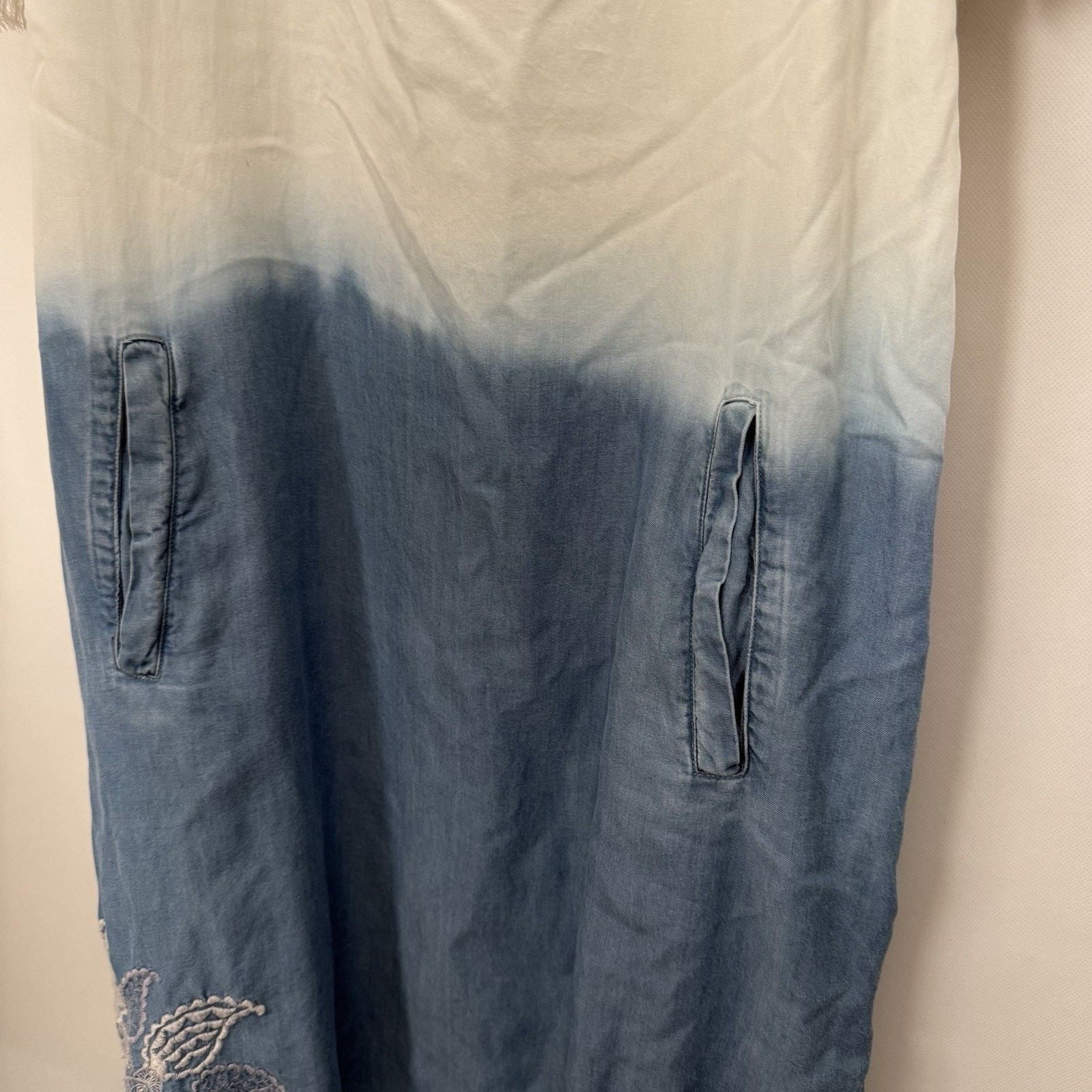 Other Billy T Chambray Dress Ombre Embroidered Boho Coastal Beach Size M / US 6-8 / IT 42-44 - 6 Thumbnail