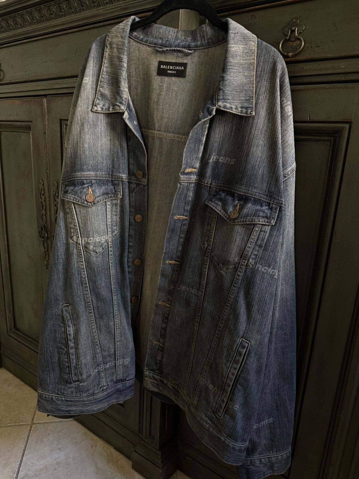 Balenciaga RARE* Unisex Balenciaga Denim Jacket Size US XL / EU 56 / 4 - 1 Thumbnail