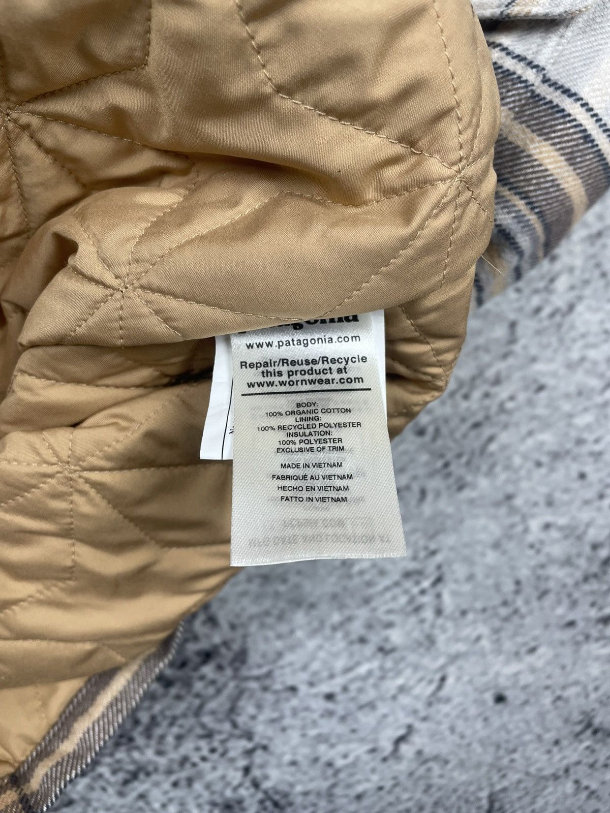 Patagonia Patagonia M (Men’s) Quilted Shirt Jacket Beige Autumn Warm Size US M / EU 48-50 / 2 - 4 Thumbnail