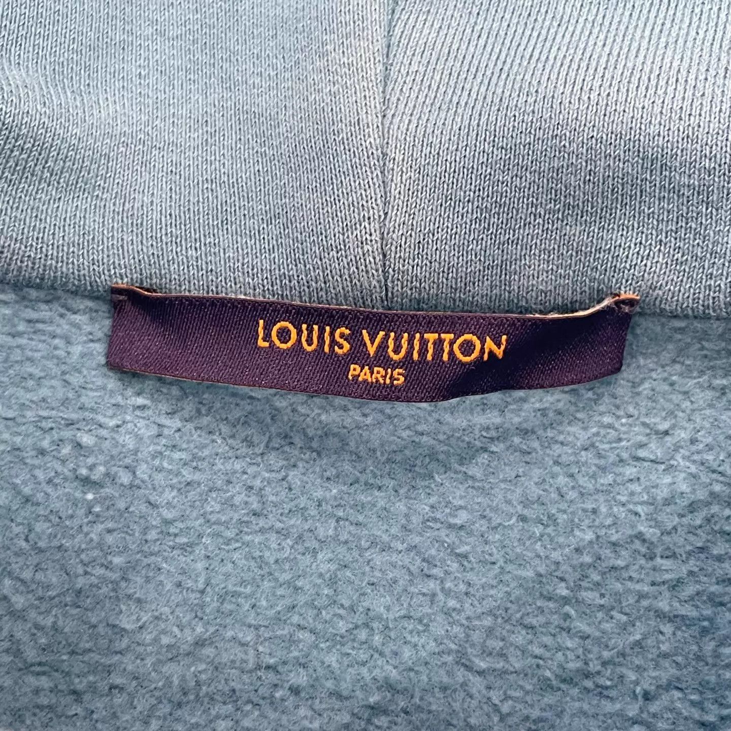 Louis Vuitton LV Pin Good Condition 2500 Size US S / EU 44-46 / 1 - 5 Thumbnail