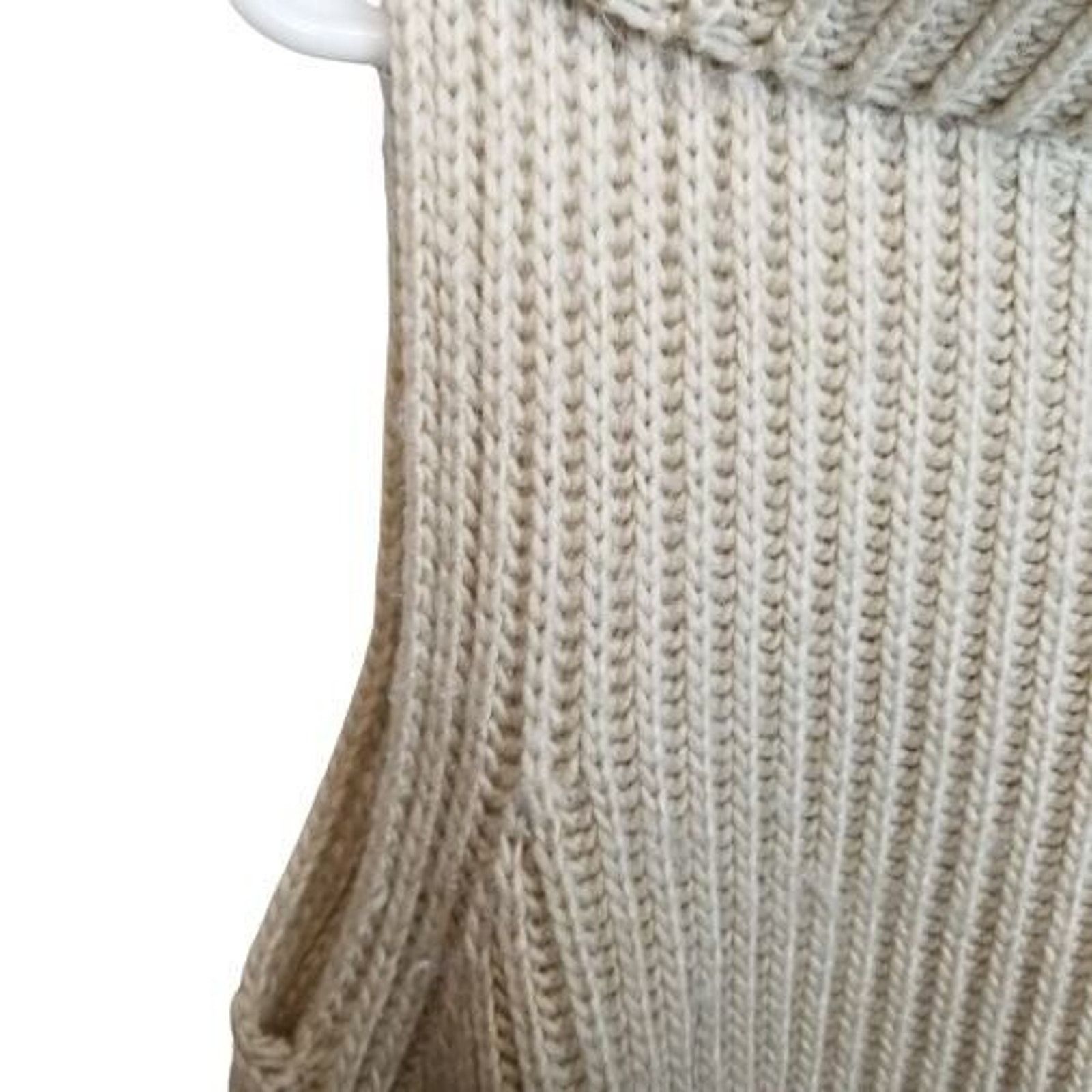 ASTR The Label ASTR Womens Wool Turtleneck Sweater Sz S Minimalist Neutral Size S / US 4 / IT 40 - 4 Thumbnail