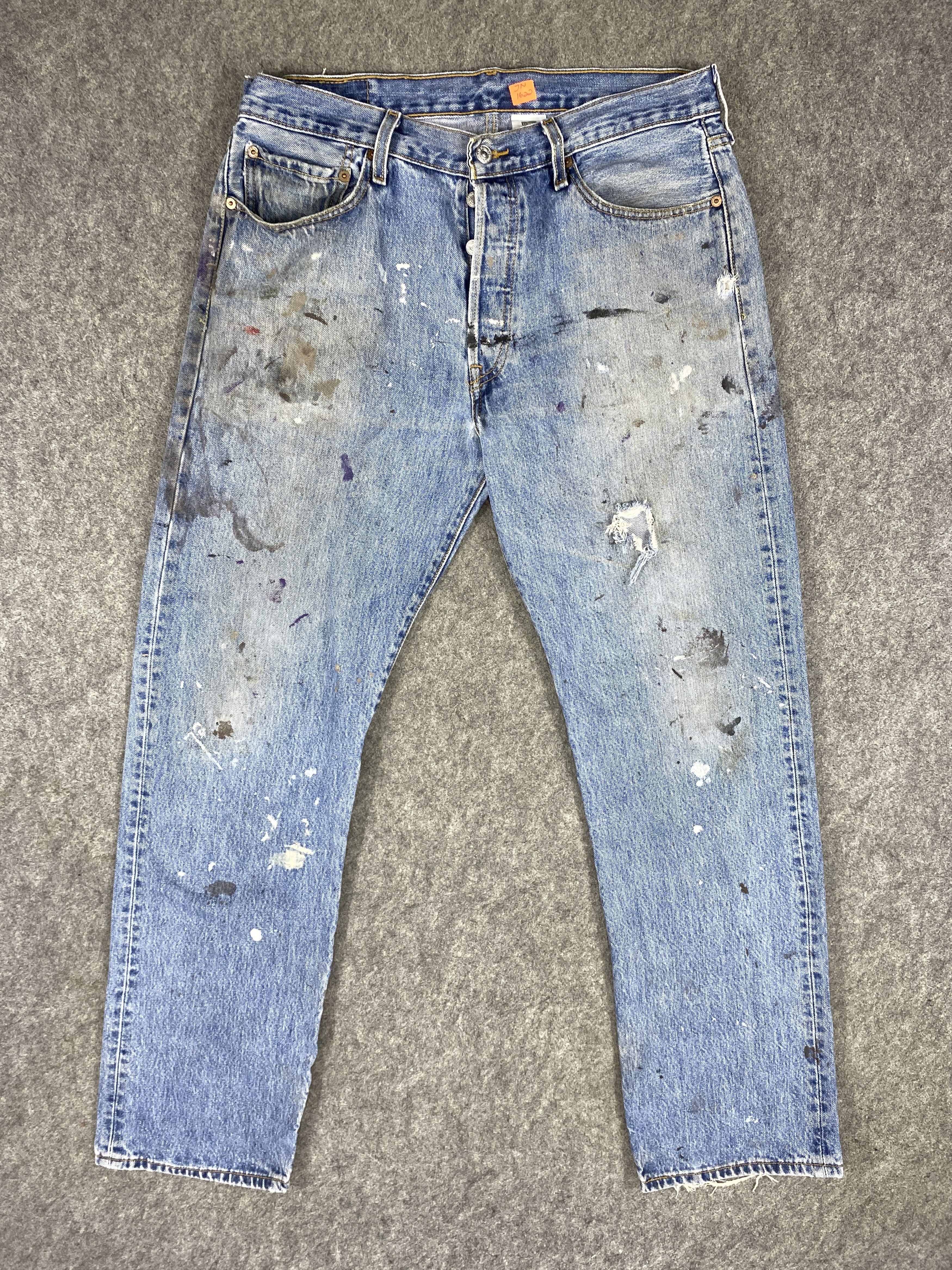 Japanese Brand Dirty Used Blue Vintage Levi's 501 Jeans 34x32.5 - JN1622 Size US 34 / EU 50 - 1 Thumbnail