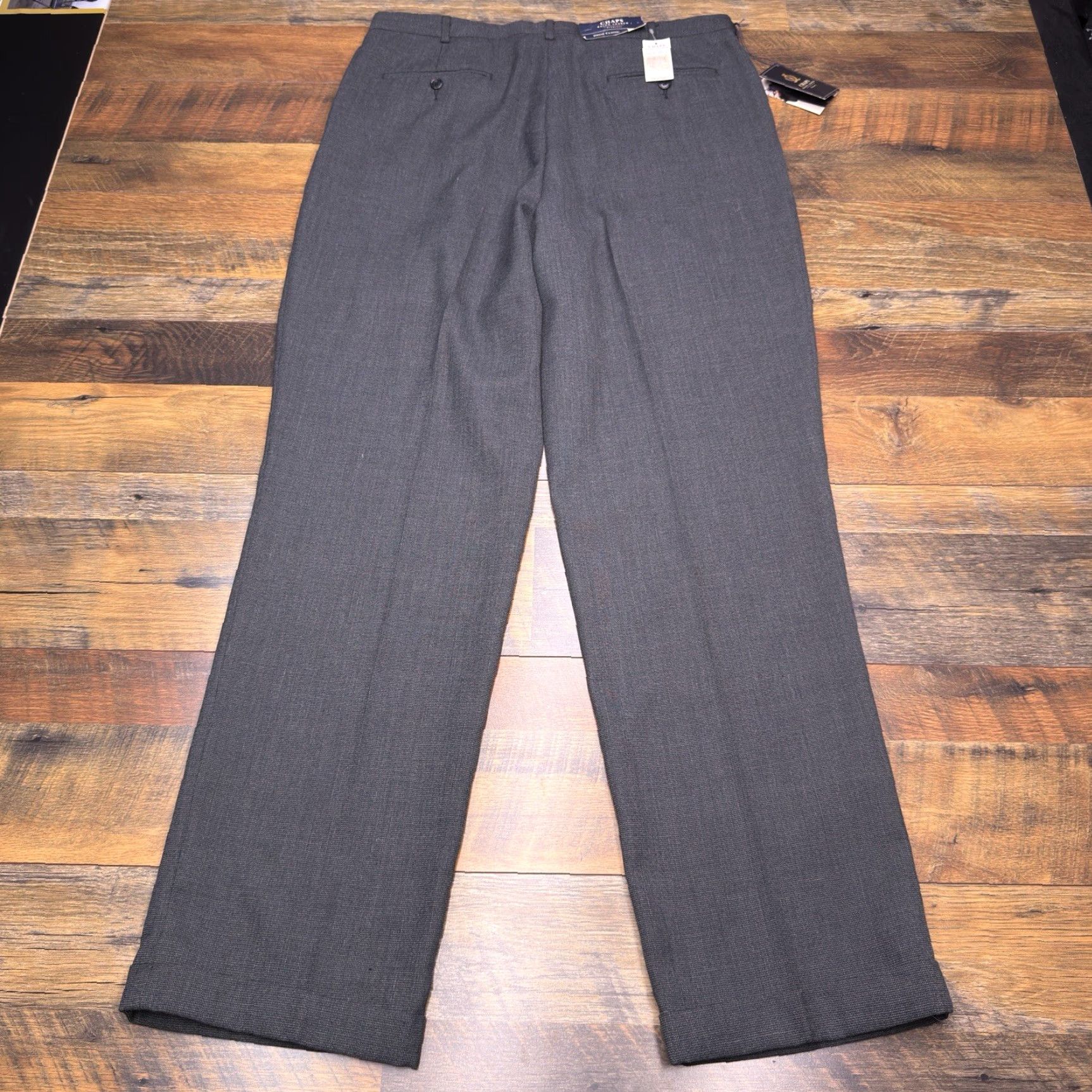 Ralph Lauren VINTAGE Chaps Ralph Lauren Pants Trousers Mens 38x34 Gray Pleated Cuffed New Dress Pants Classic Vertical Straight Size US 38 / EU 54 - 2 Thumbnail