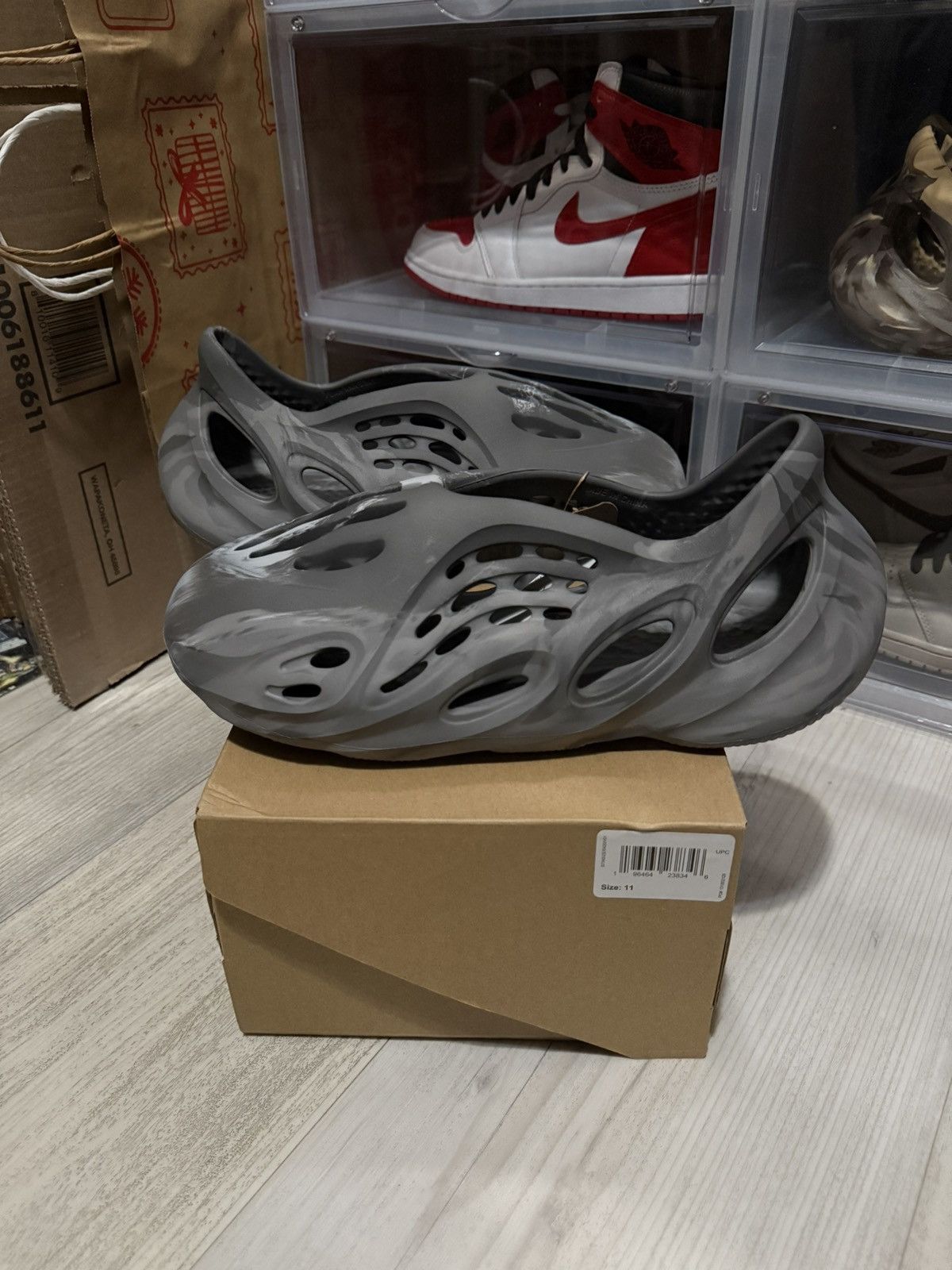 Adidas × Kanye West × Yeezy Adidas Yeezy Foam Runner Mx Granite Size US 11 / EU 44 - 1 Thumbnail