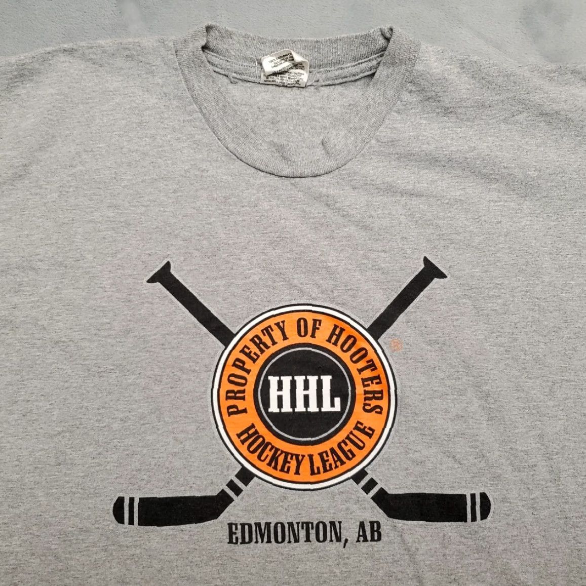 Vintage Vintager Hooters Hockey Shirt Mens XL Gray Hockey League Edmonton Made in Canada Shirt Mens XL Gray Hockey League Edmonton Made in Canada Size US XL / EU 56 / 4 - 2 Thumbnail