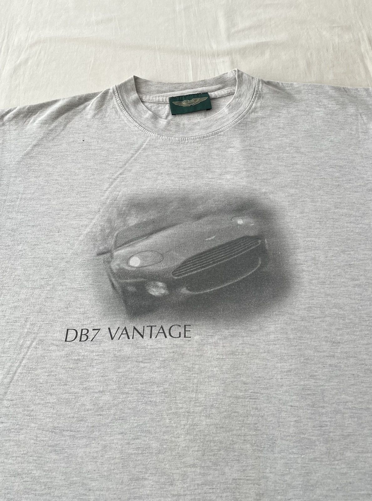 Vintage Vintage 90s Aston Martin DB7 Vantage Cars Gray T-shirt Size US L / EU 52-54 / 3 - 3 Thumbnail