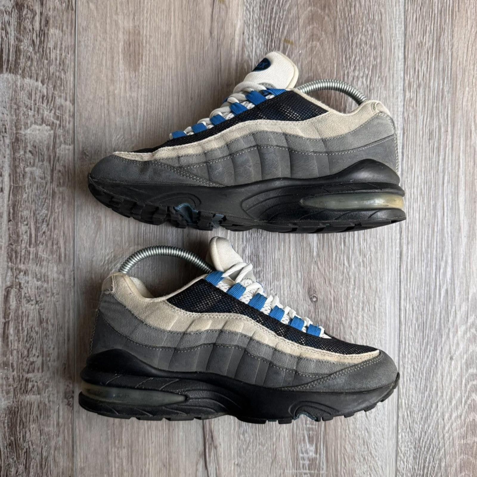 Nike NIKE • Air Max '95 "2011 Gradient" (6M) Size US 6 / EU 39 - 3 Thumbnail