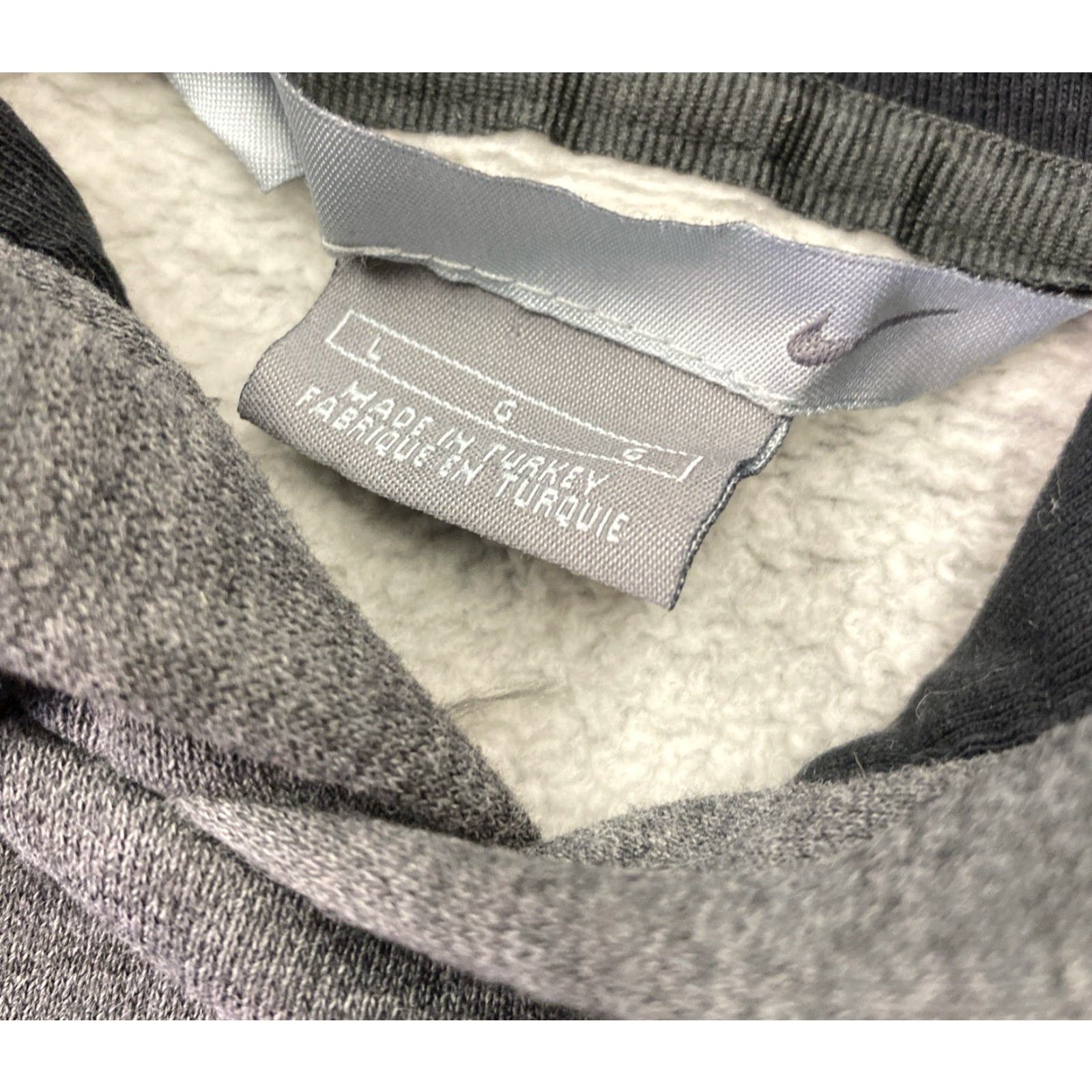 Nike VINTAGE Nike Hoodie Mens Large Gray Y2K Swoosh Embroidered Sweatshirt Sweatshirt Hoodie Nike Sportswear Logo Size US L / EU 52-54 / 3 - 2 Thumbnail