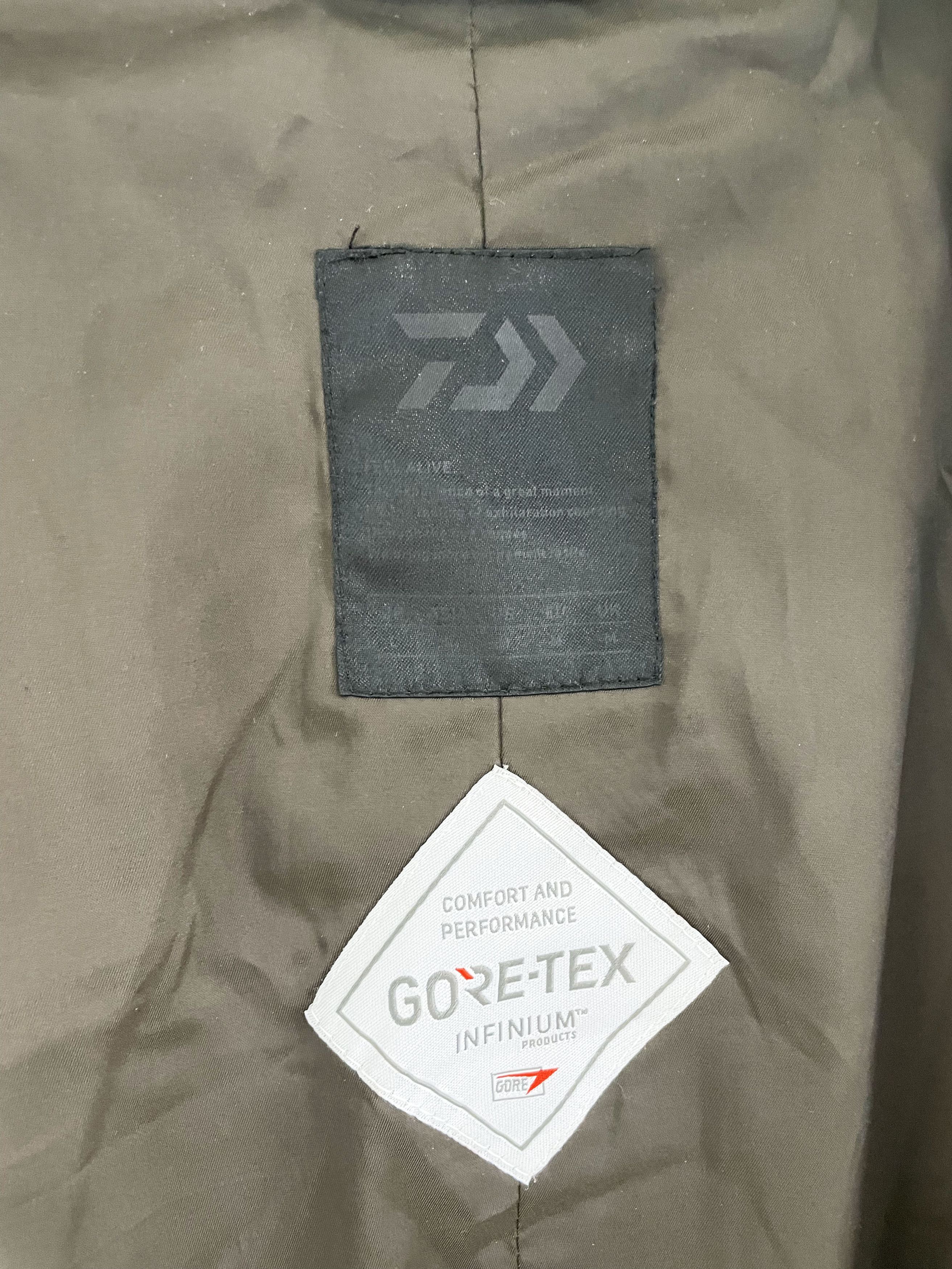 DAIWA PIER39 Herringbone Goretex Duffle Coat Size US L / EU 52-54 / 3 - 7 Thumbnail