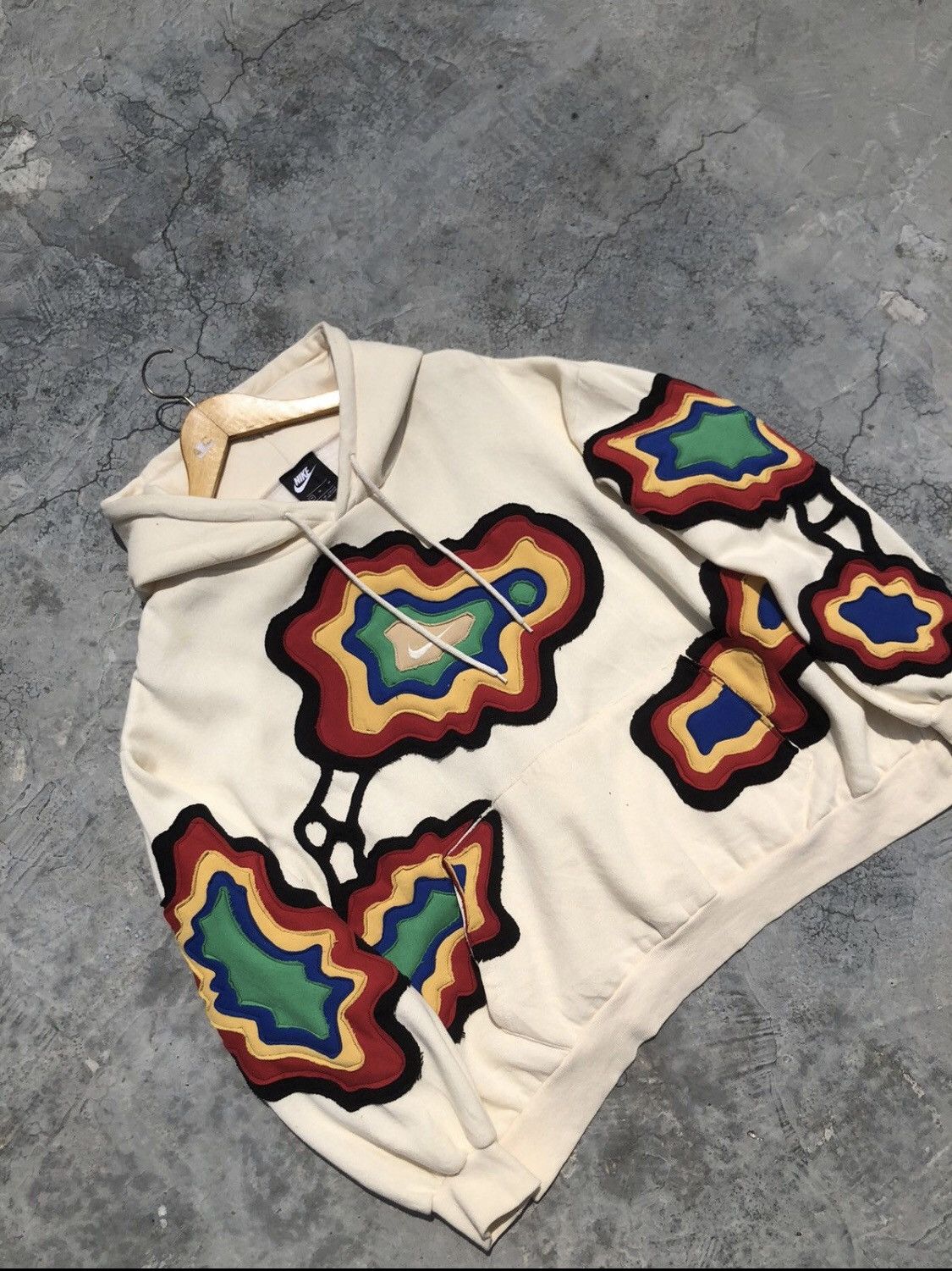 Japanese Brand × Vintage REWORKED NIKE PSYCHEDELIC HOODIE Size US XL / EU 56 / 4 - 2 Thumbnail