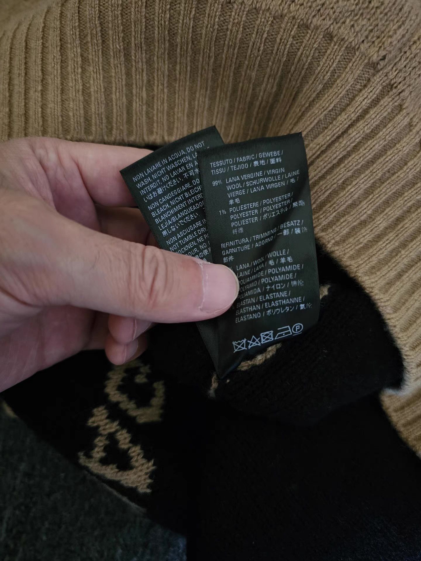 Balenciaga Balenciaga wool sweater, Size US M / EU 48-50 / 2 - 7 Thumbnail