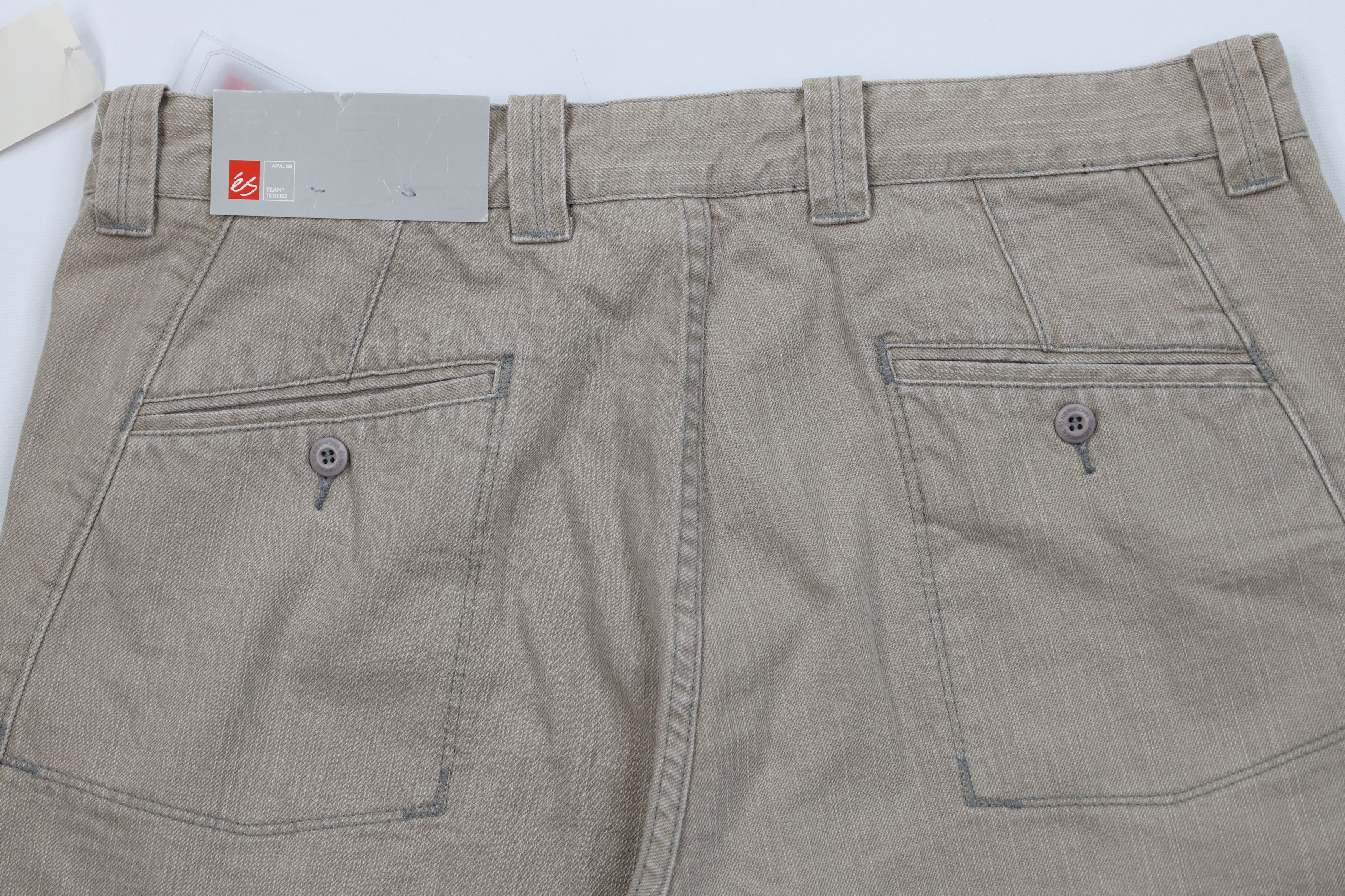 Vintage Deadstock Vintage 90s Y2K ES Skateboards Shorts Size US 34 / EU 50 - 14 Thumbnail