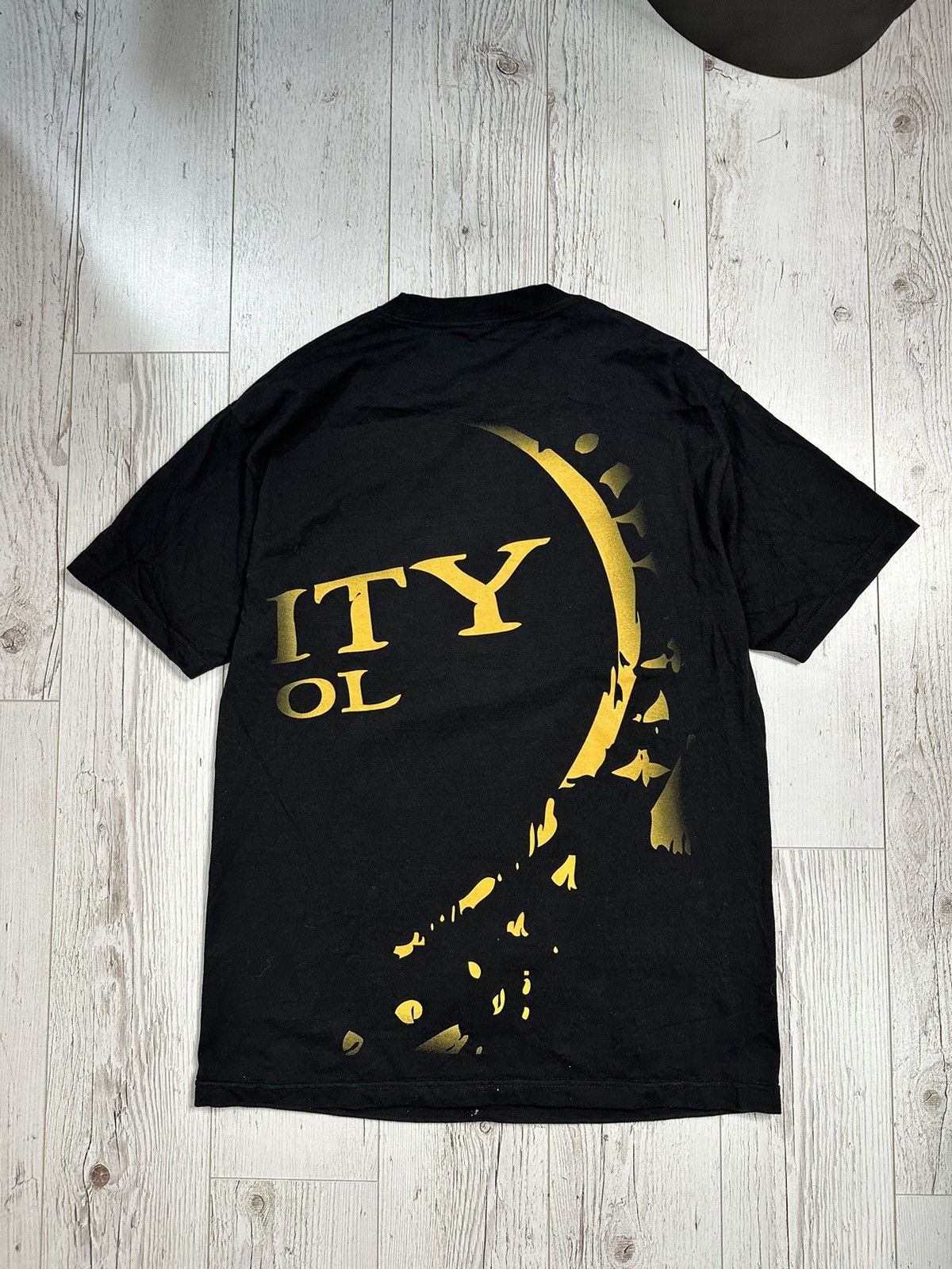 Vintage Quality Control big logo porn T-shirt Size US L / EU 52-54 / 3 - 2 Thumbnail