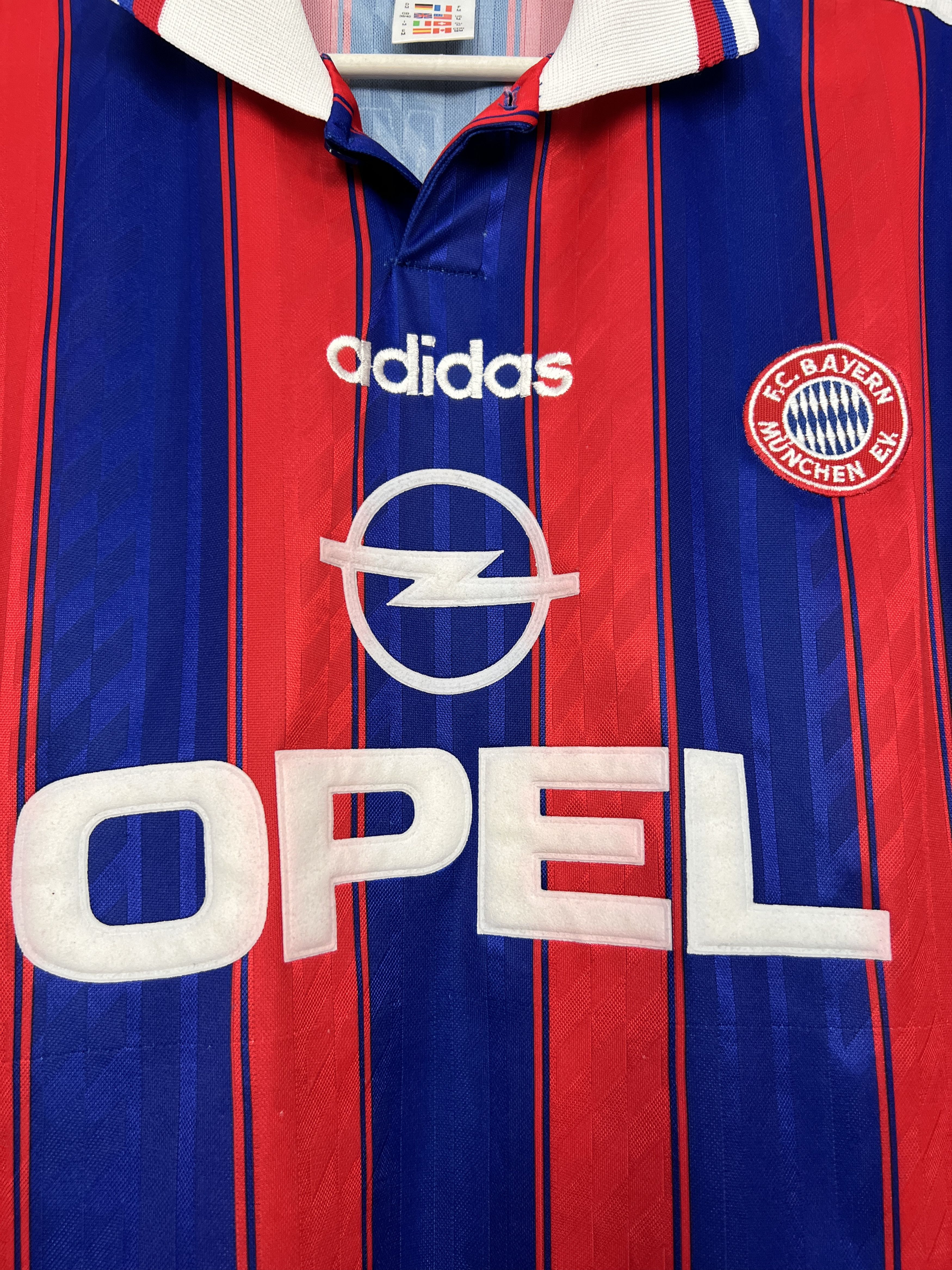 Adidas Bayern Munich Home football shirt 1995 #18 Klinsmann Adidas Size US M / EU 48-50 / 2 - 3 Thumbnail