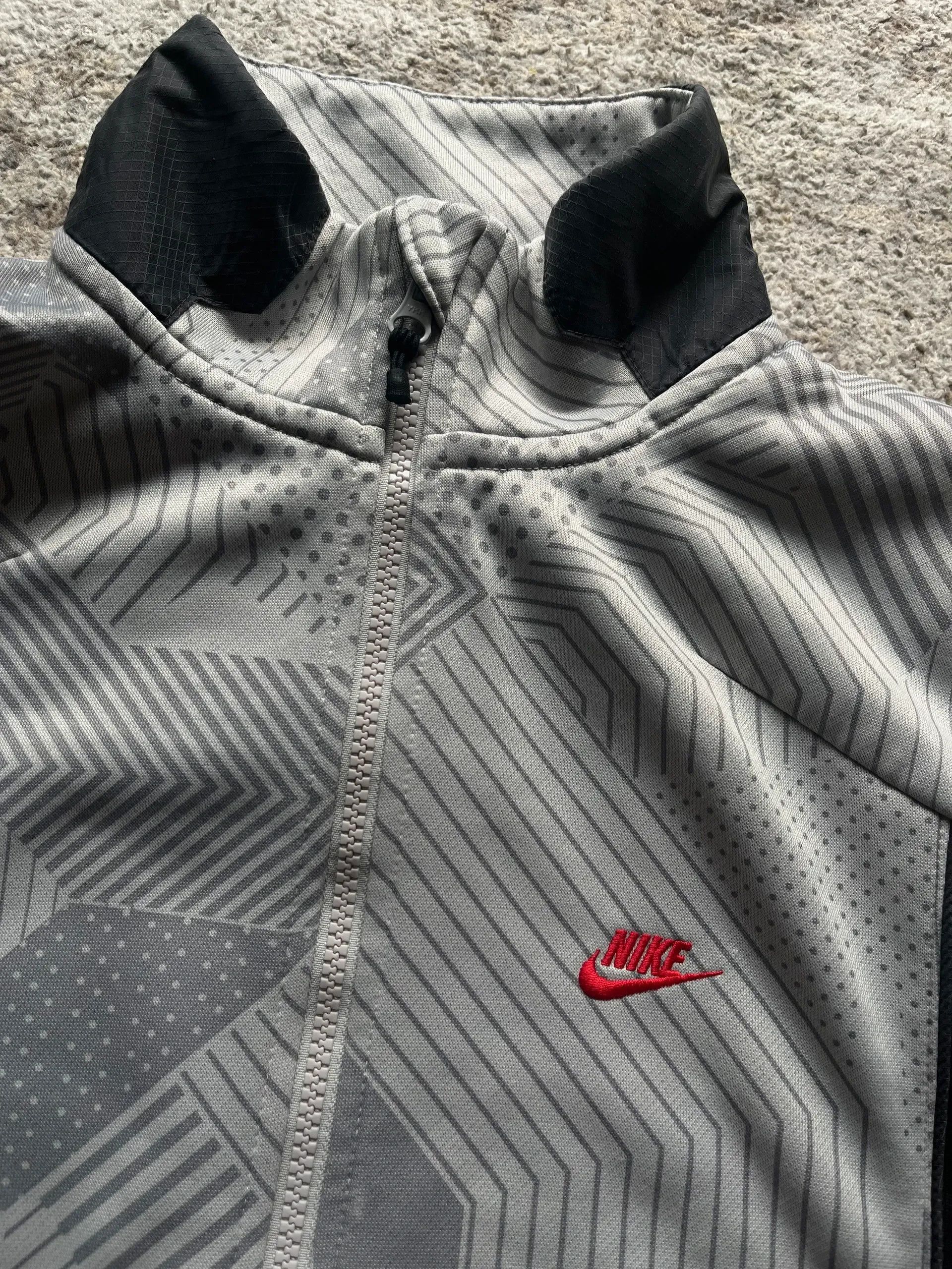 Nike Nike Air Sz S Track Jacket Rare 2008 Size US S / EU 44-46 / 1 - 9 Thumbnail