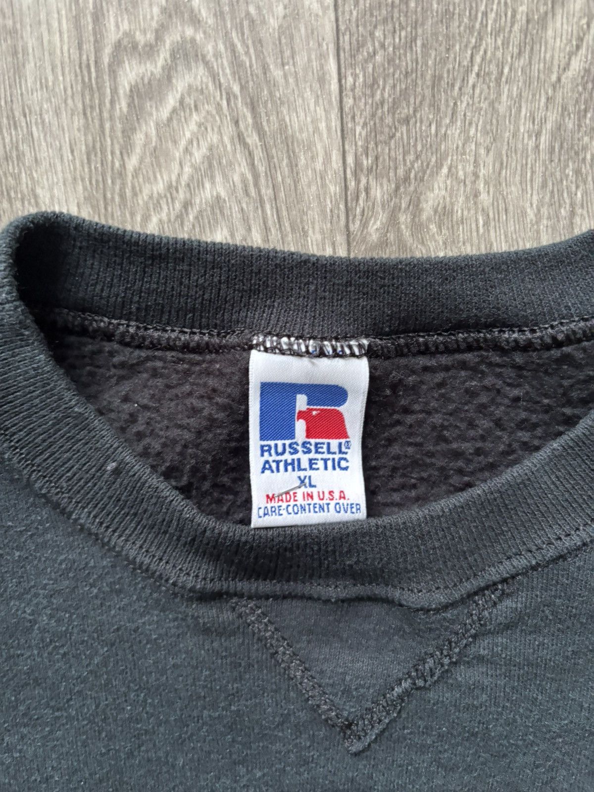 Russell Athletic Vintage 90s Russell Athletic Black Sweatshirt Made in USA Size US L / EU 52-54 / 3 - 2 Thumbnail