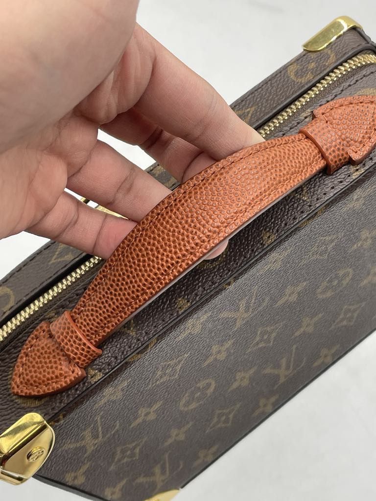 Louis Vuitton Louis Vuitton Handle Trunk Monogram Size 30 - 17 Thumbnail