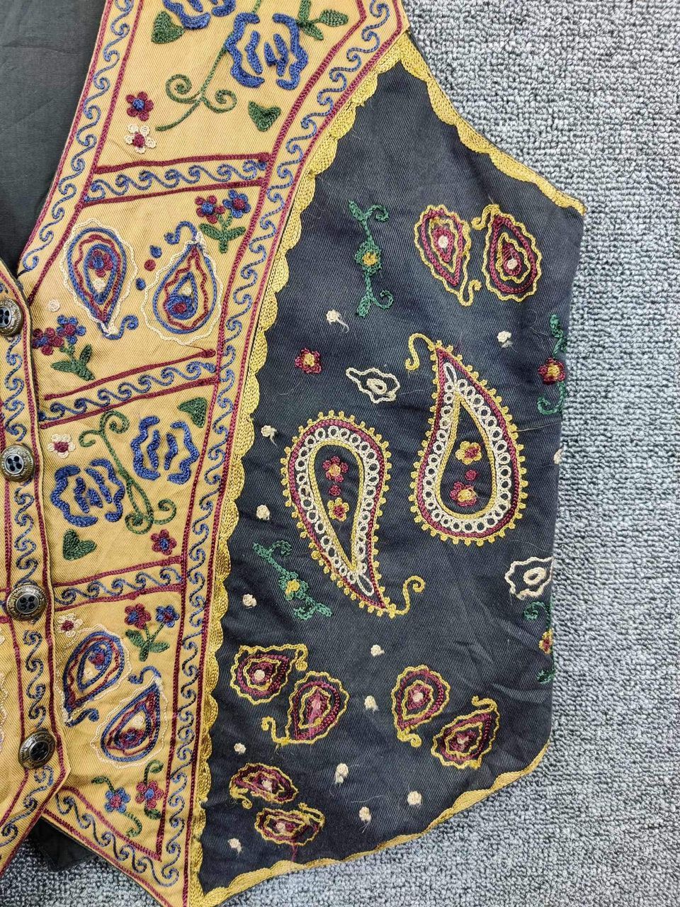 Japanese Brand Vintage Solutions Ethnic Button Ups Vest Nice Design Size US L / EU 52-54 / 3 - 3 Thumbnail