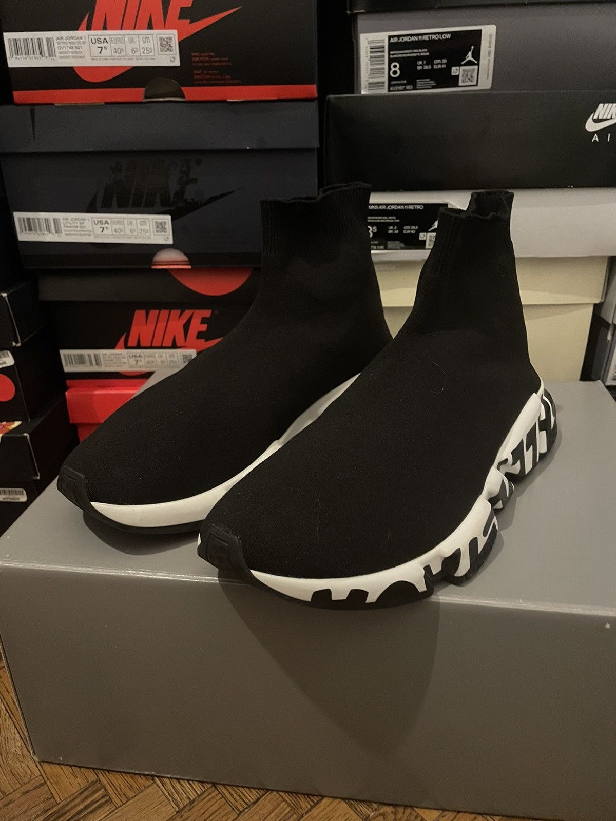関税負担なし☆BALENCIAGA Speed Trainer Graffiti スニーカー 関税負担なし☆BALENCIAGA Speed Trainer Graffiti スニーカー