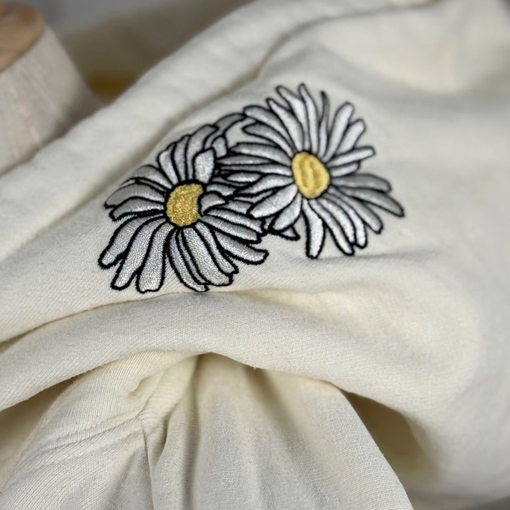 Teddy Fresh Teddy Fresh XL Hoodie Unisex Embroidered Bear Skull Daisies Graphic Print Streetwear Oversized Size US XL / EU 56 / 4 - 7 Thumbnail