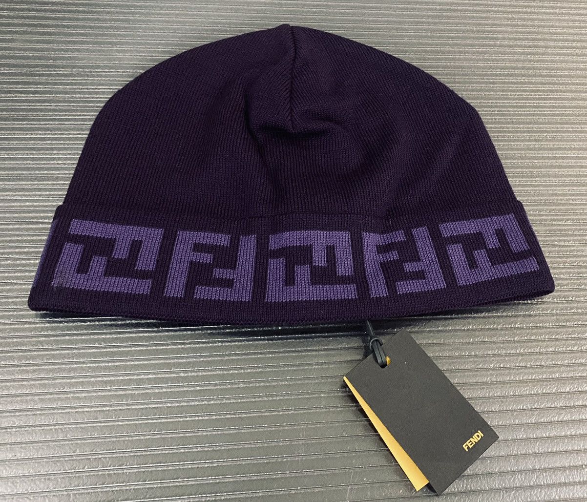 Fendi Fendi 🇮🇹 Mauve Purple Wool FF Beanie Skullcap unisex NEW Size ONE SIZE - 2 Thumbnail