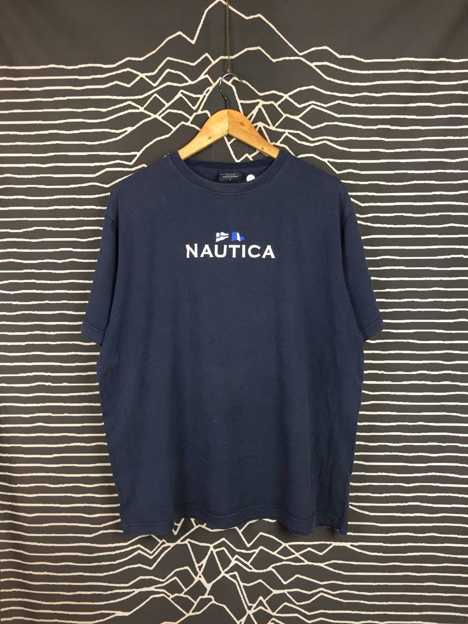 Nautica Vtg Nautica Sailing Flag Big Logo Spell Out Tee Size US L / EU 52-54 / 3 - 2 Thumbnail