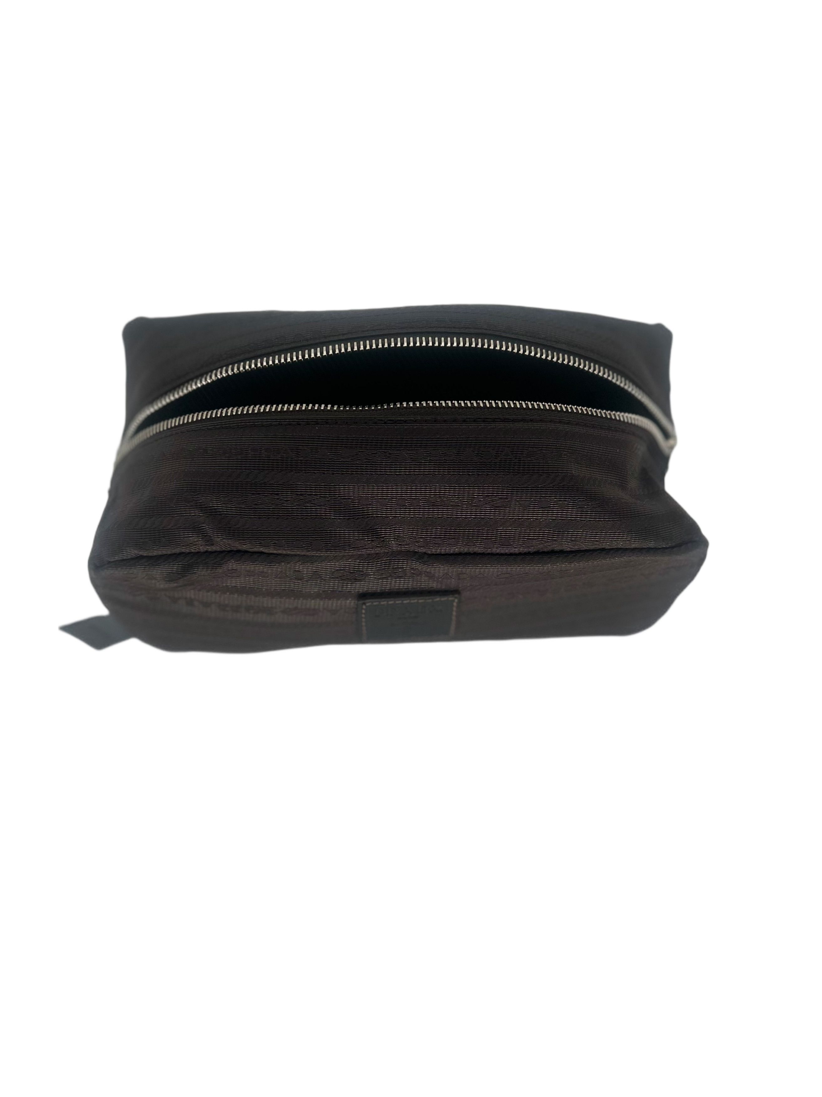 Prada Prada Wash Bag WithEmbroidered / Royal Crest With Leather D Size ONE SIZE - 7 Thumbnail