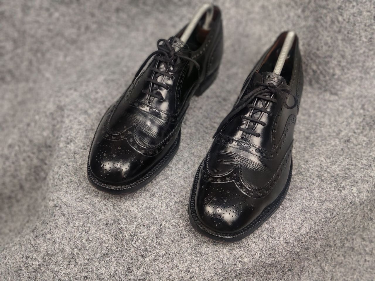 Church's Church's Burwood Polished Binder Brogue Black Leater shoes Size US 10 / EU 43 - 2 Thumbnail
