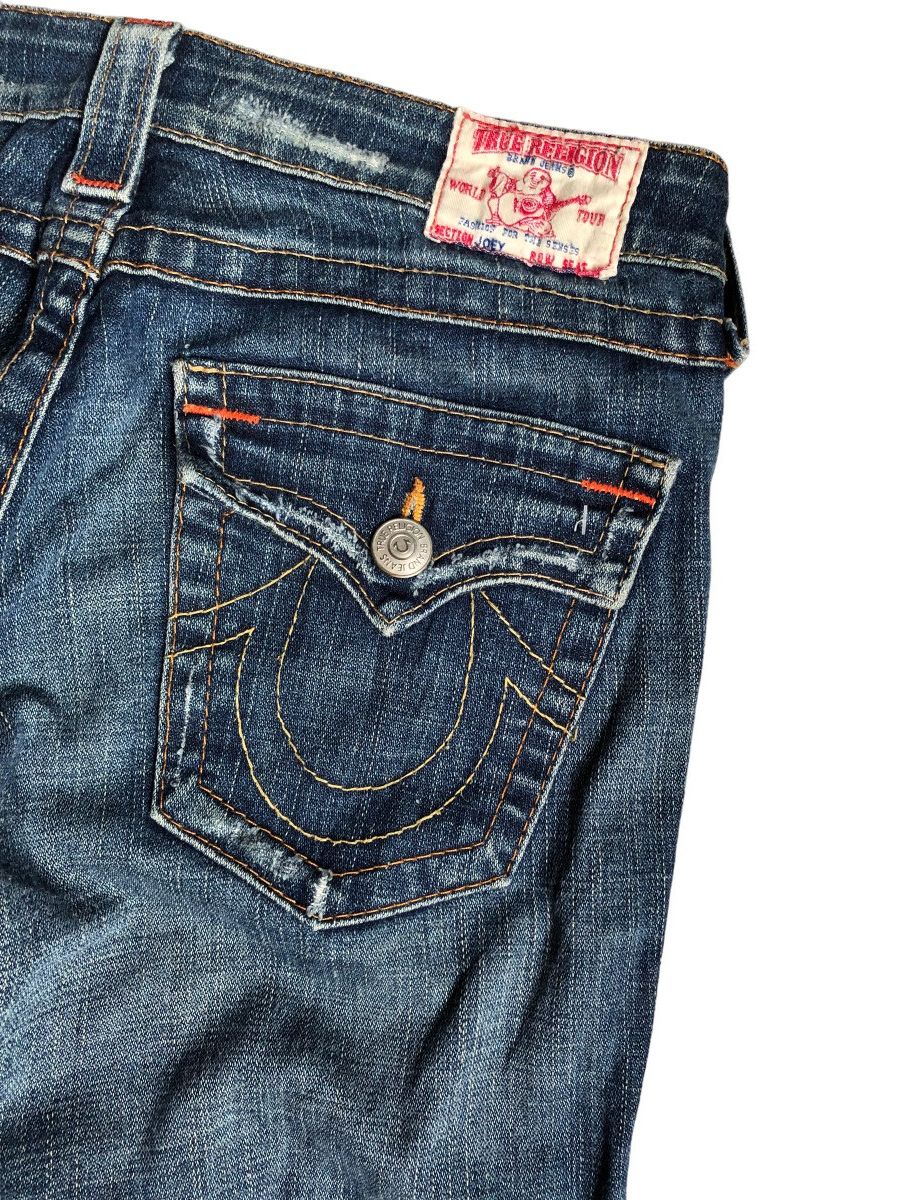 True Religion True Religion Joey low rise spiral cut flared jeans Size US 31 - 9 Thumbnail