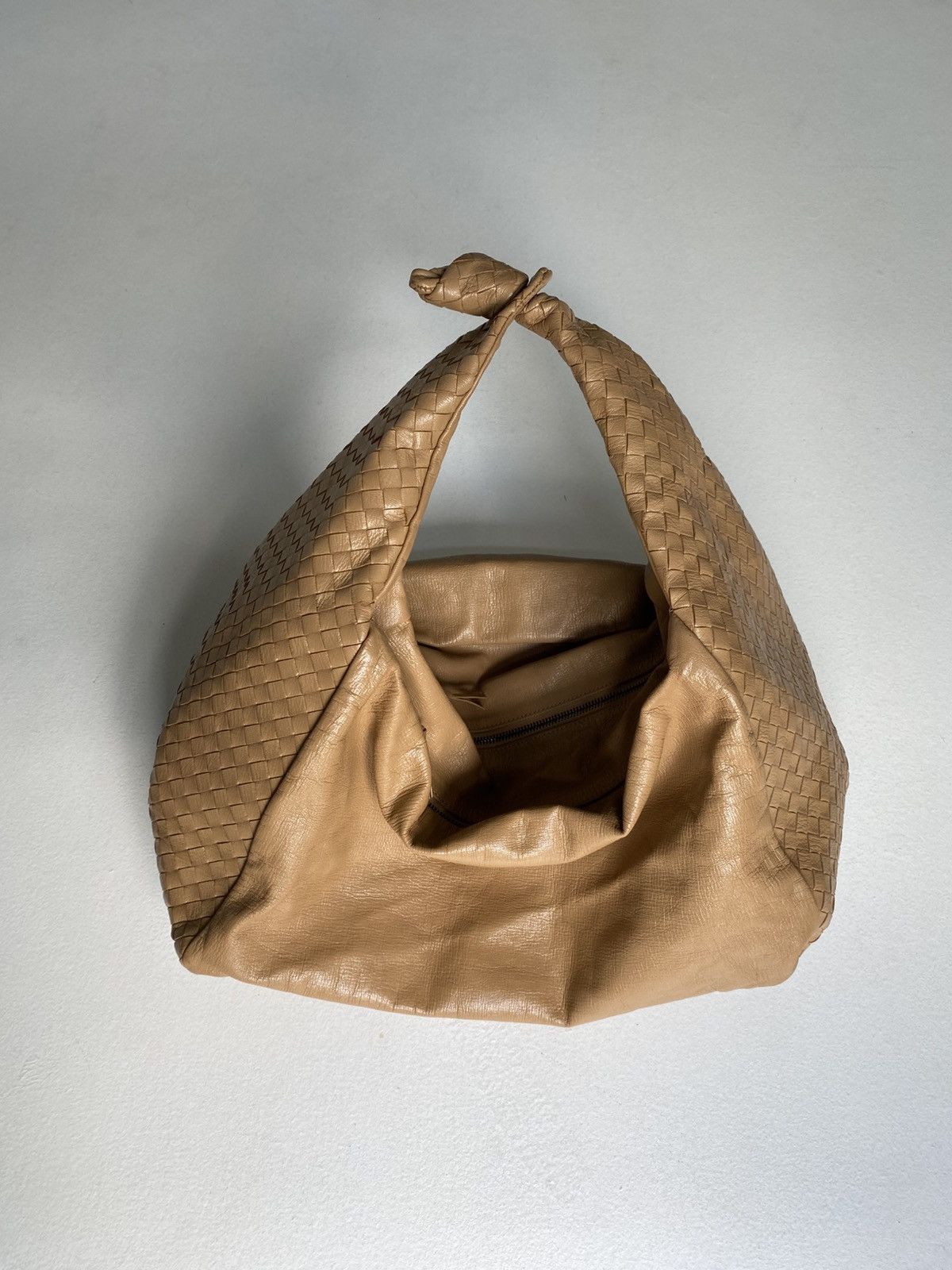 Bottega Veneta Bottega Veneta Intrecciato Leather Hobo Bag Size ONE SIZE - 1 Thumbnail