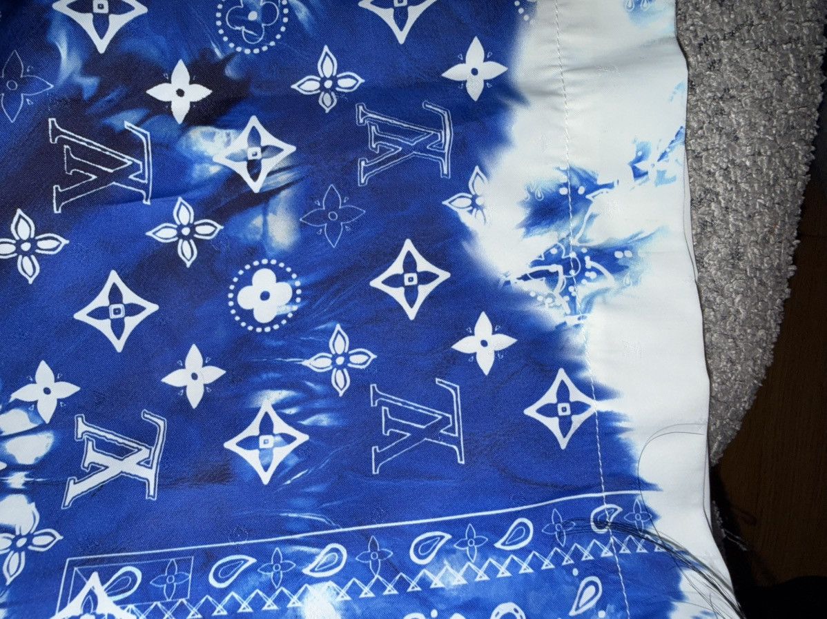 Louis Vuitton LV Blue bandana short Size US 32 / EU 48 - 7 Thumbnail