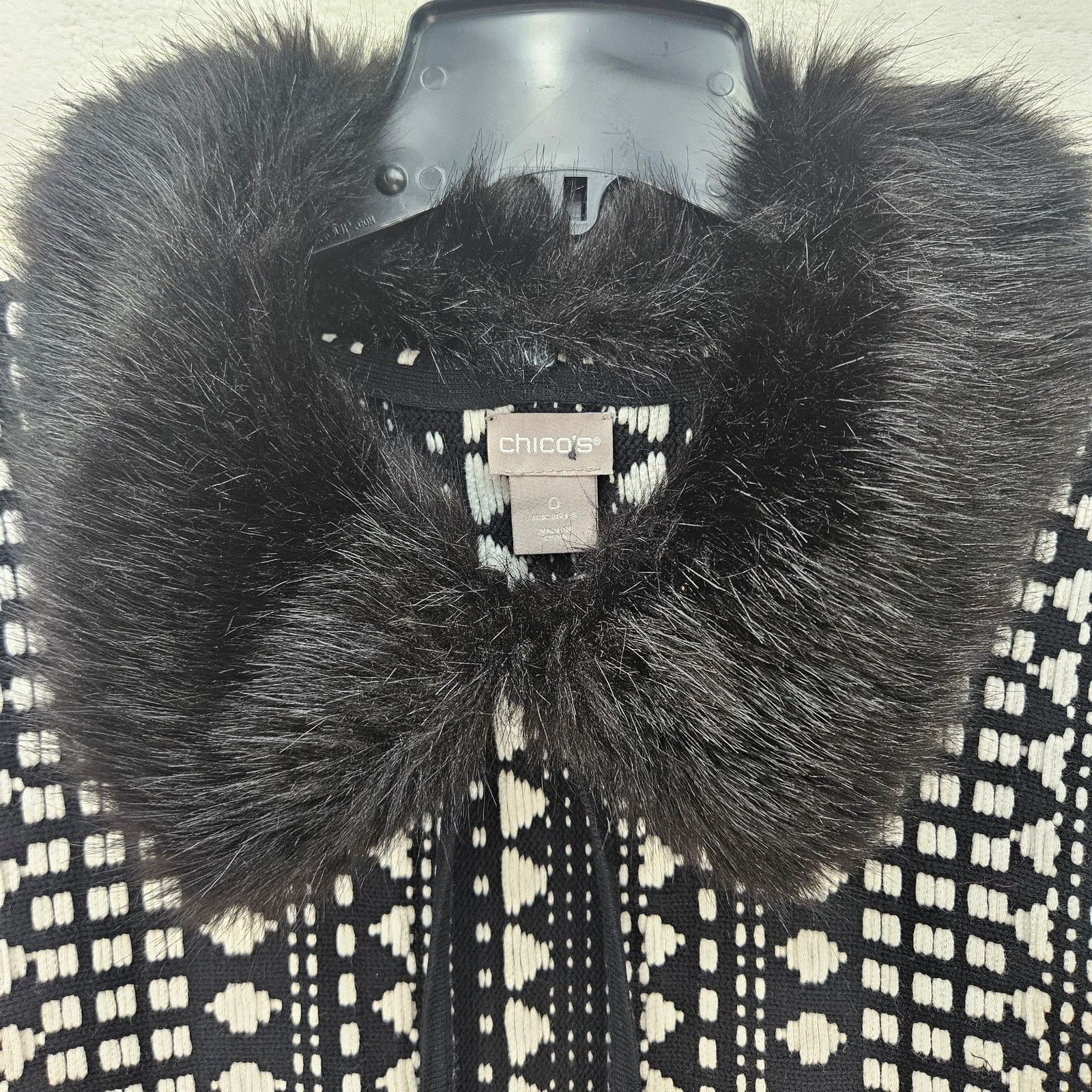 & Other Stories CHICO'S WOMEN'S SMALL FAUX FUR COLLARED 3/4 SLEEVE CARDIGAN Size S / US 4 / IT 40 - 2 Thumbnail